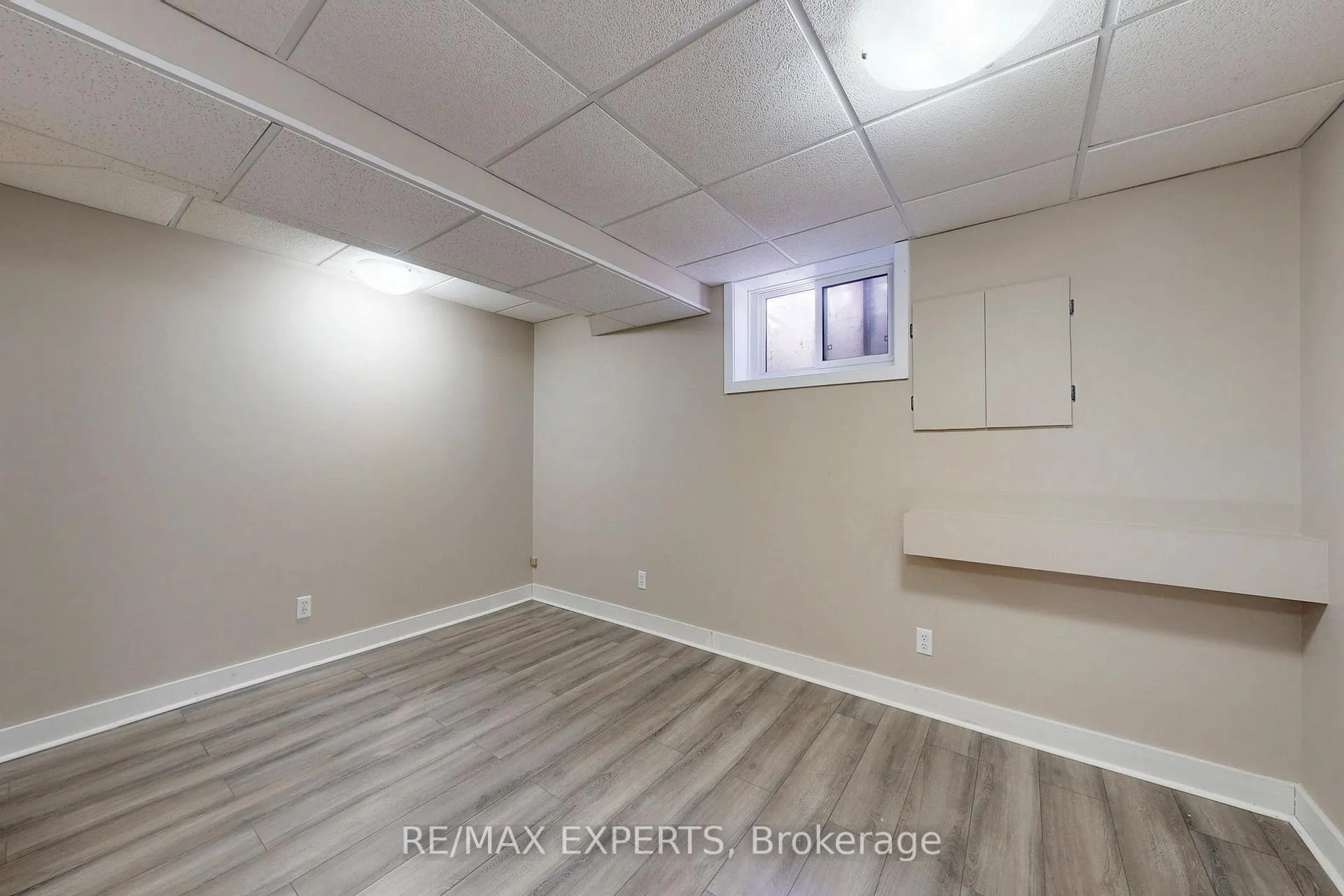 Photo 33 of 2088 Killarney Beach Road, Innisfil, Rural Innisfil — HOMEH