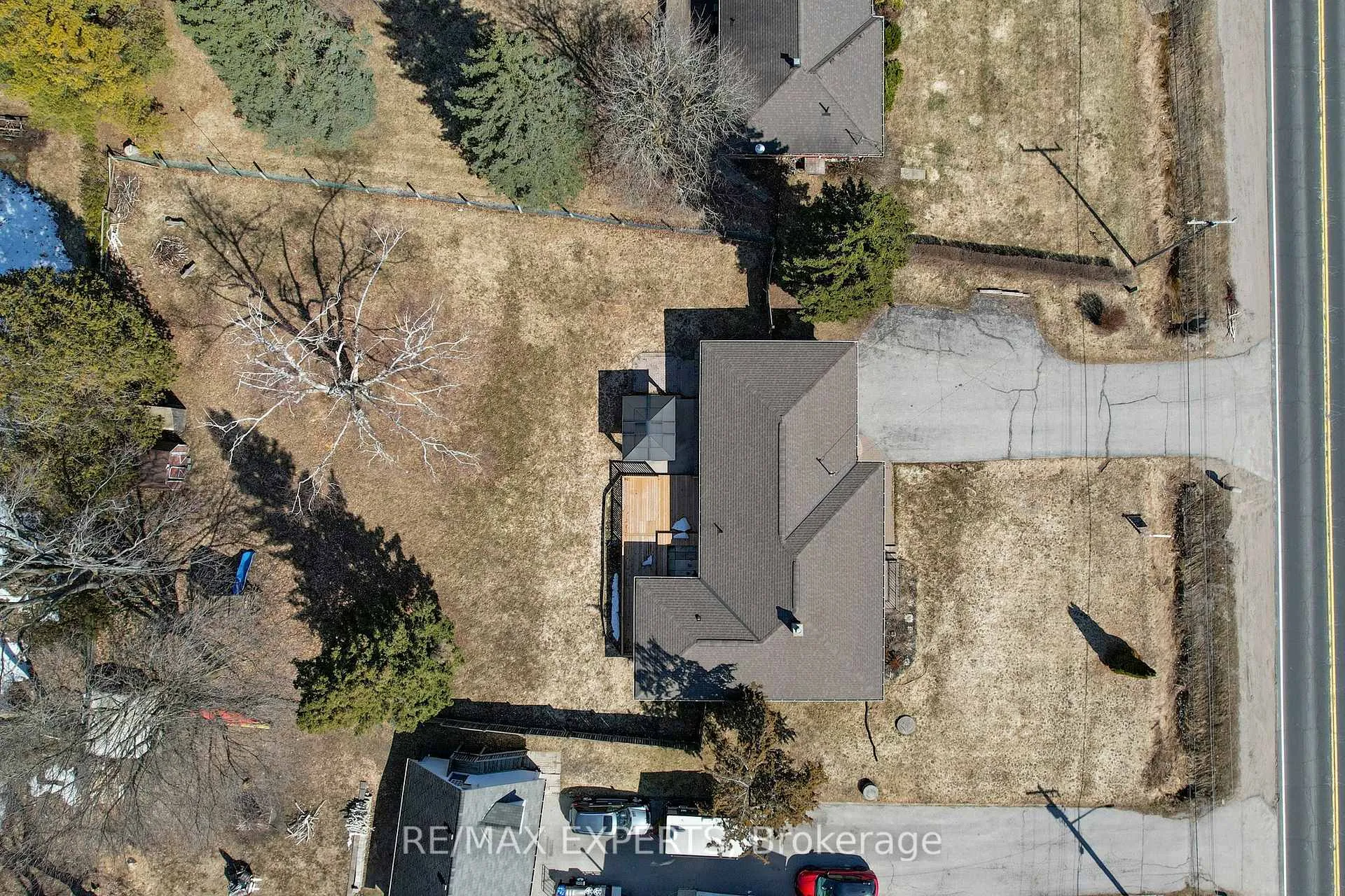 Photo 46 of 2088 Killarney Beach Road, Innisfil, Rural Innisfil — HOMEH