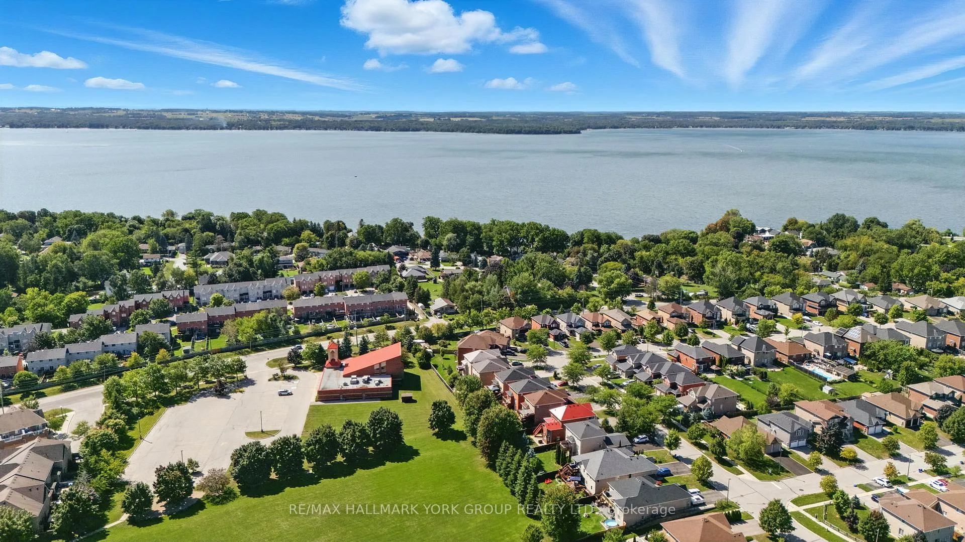 Photo 11 of 136A Metro Road N, Georgina, Historic Lakeshore Communities — HOMEH