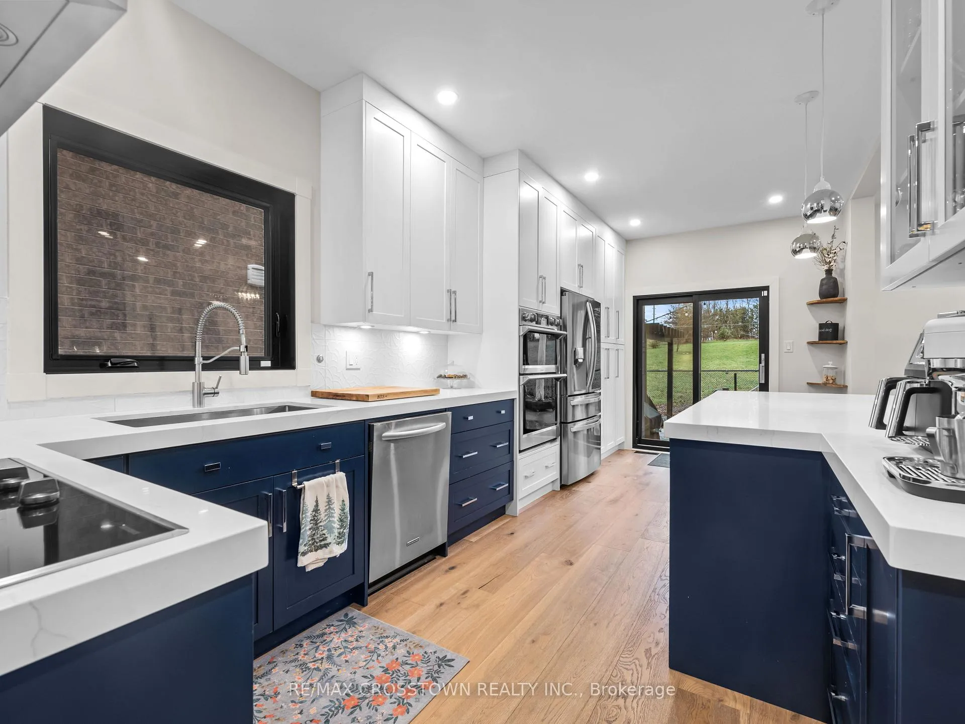 Photo 10 of 109 Golden Gate Circle, Vaughan, Sonoma Heights — HOMEH