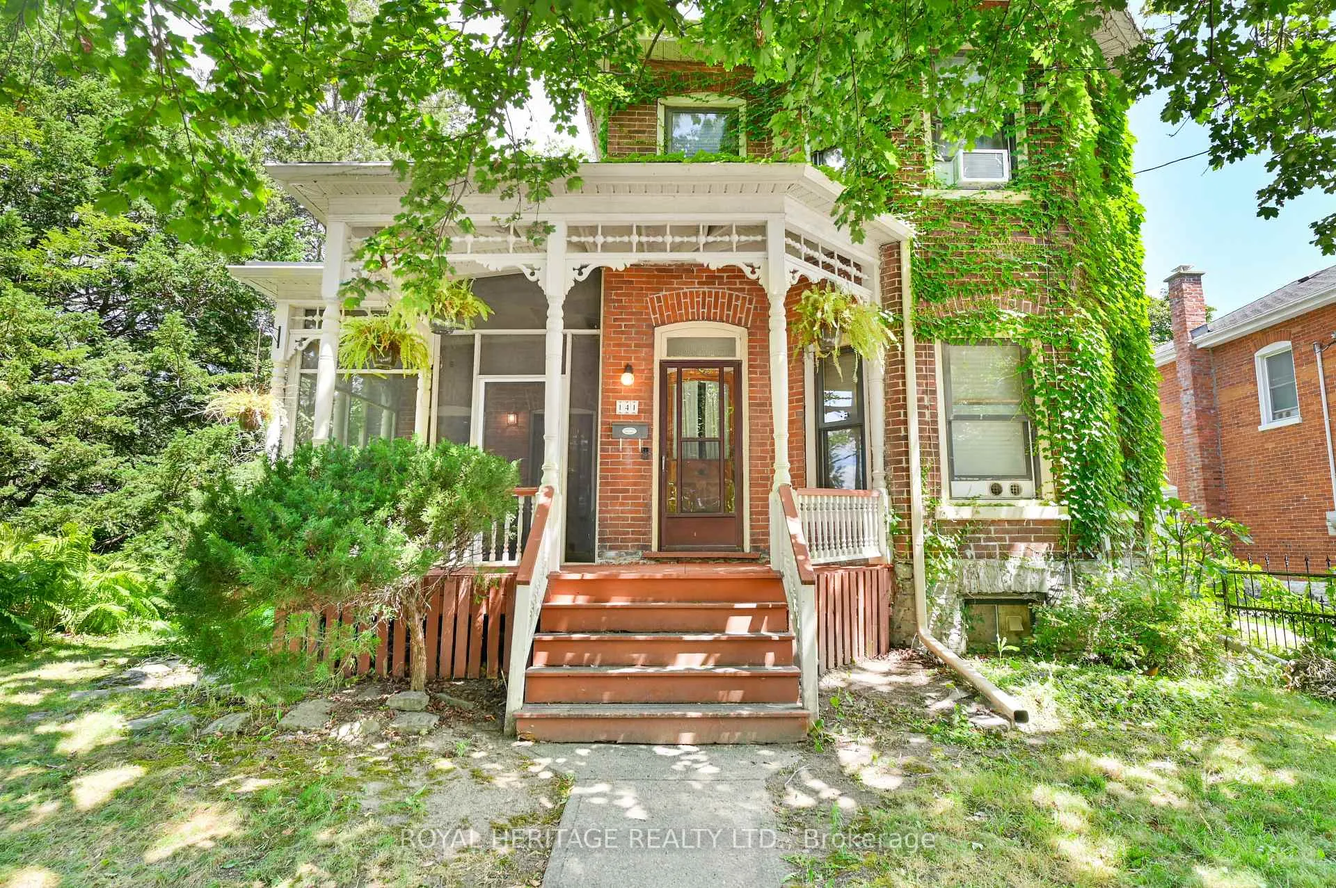 Photo 4 of 141 Foster Avenue, Belleville, Belleville Ward — HOMEH