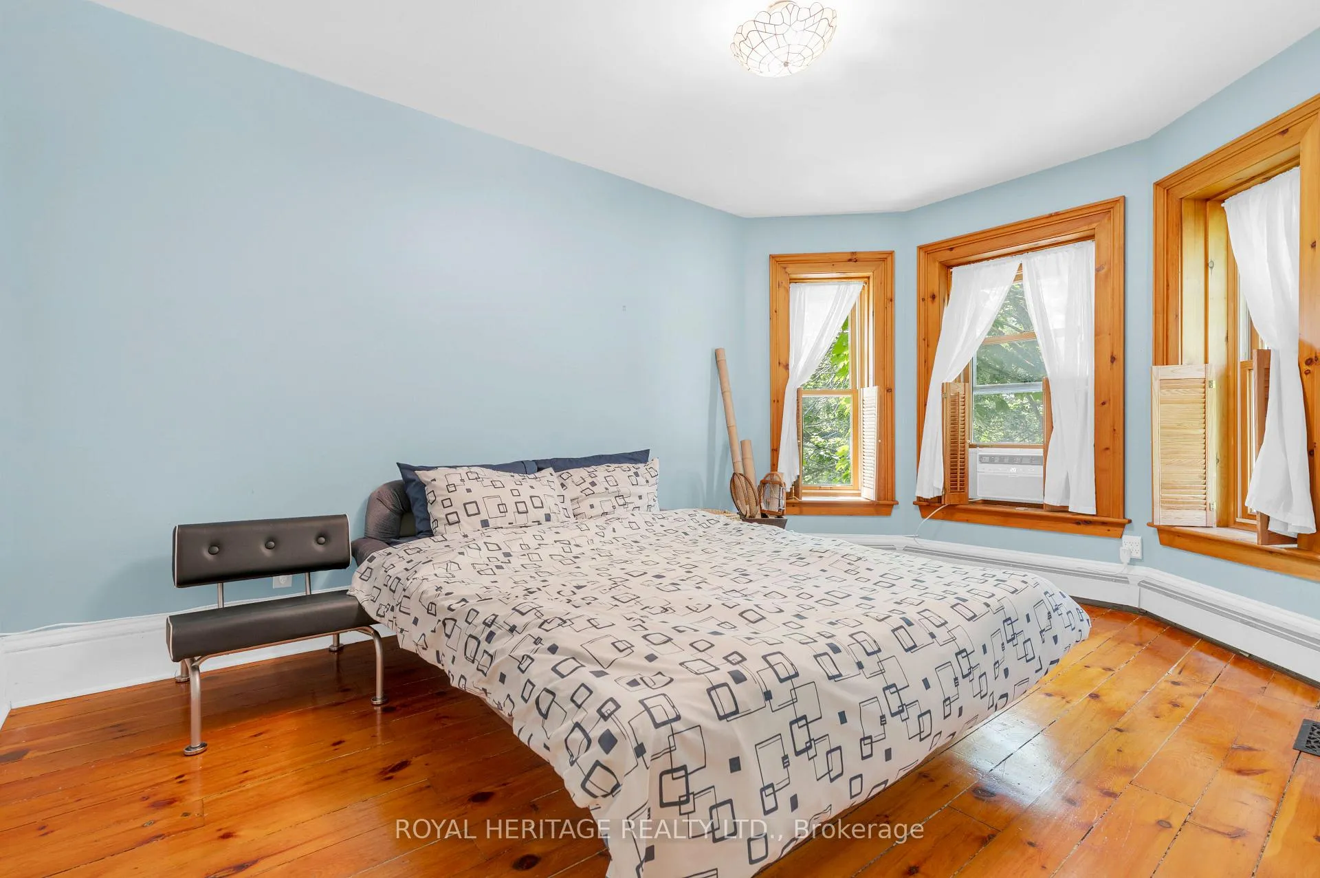Photo 23 of 141 Foster Avenue, Belleville, Belleville Ward — HOMEH