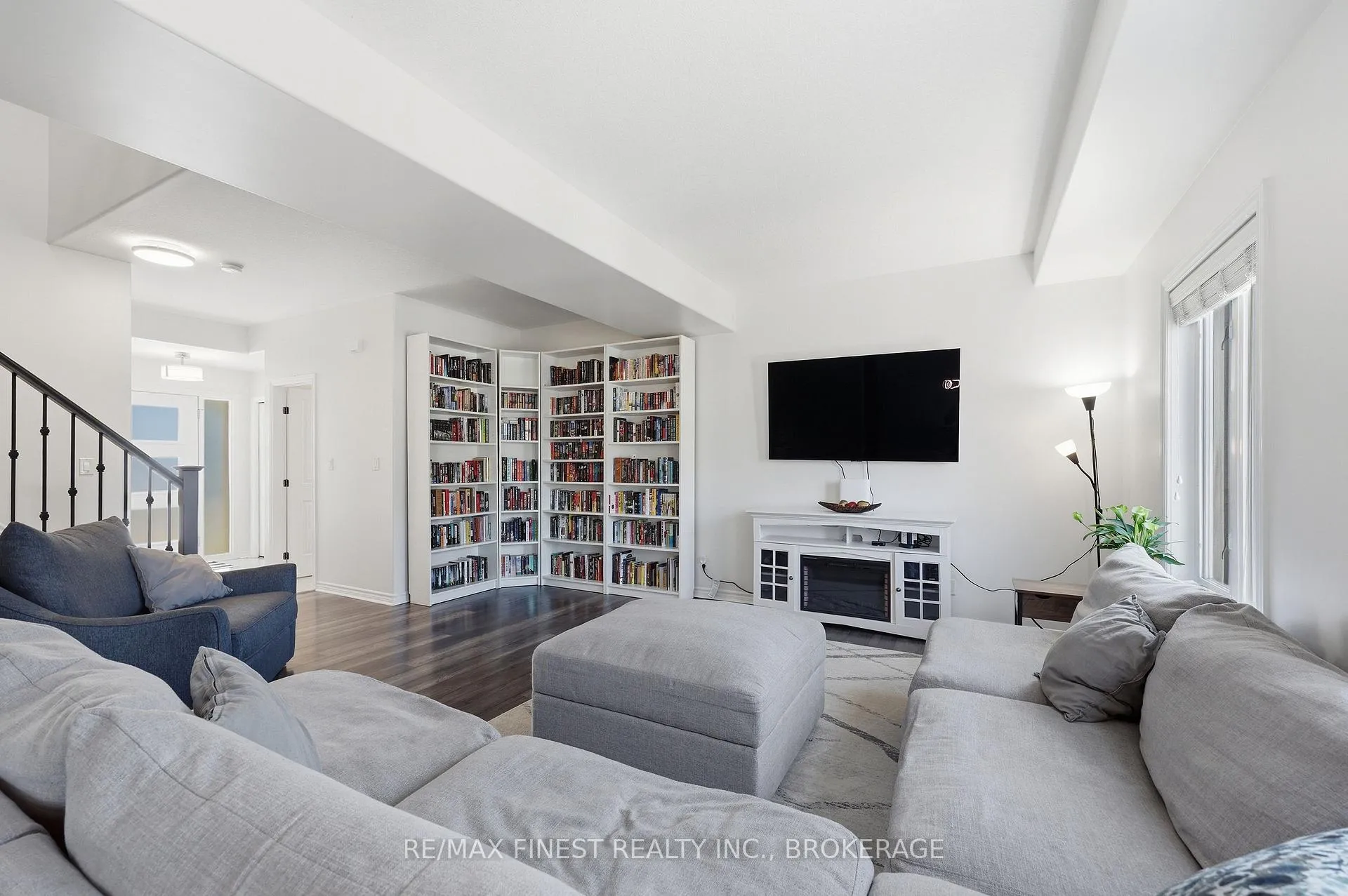 Photo 22 of 108 Pratt Drive, Loyalist, Amherstview — HOMEH