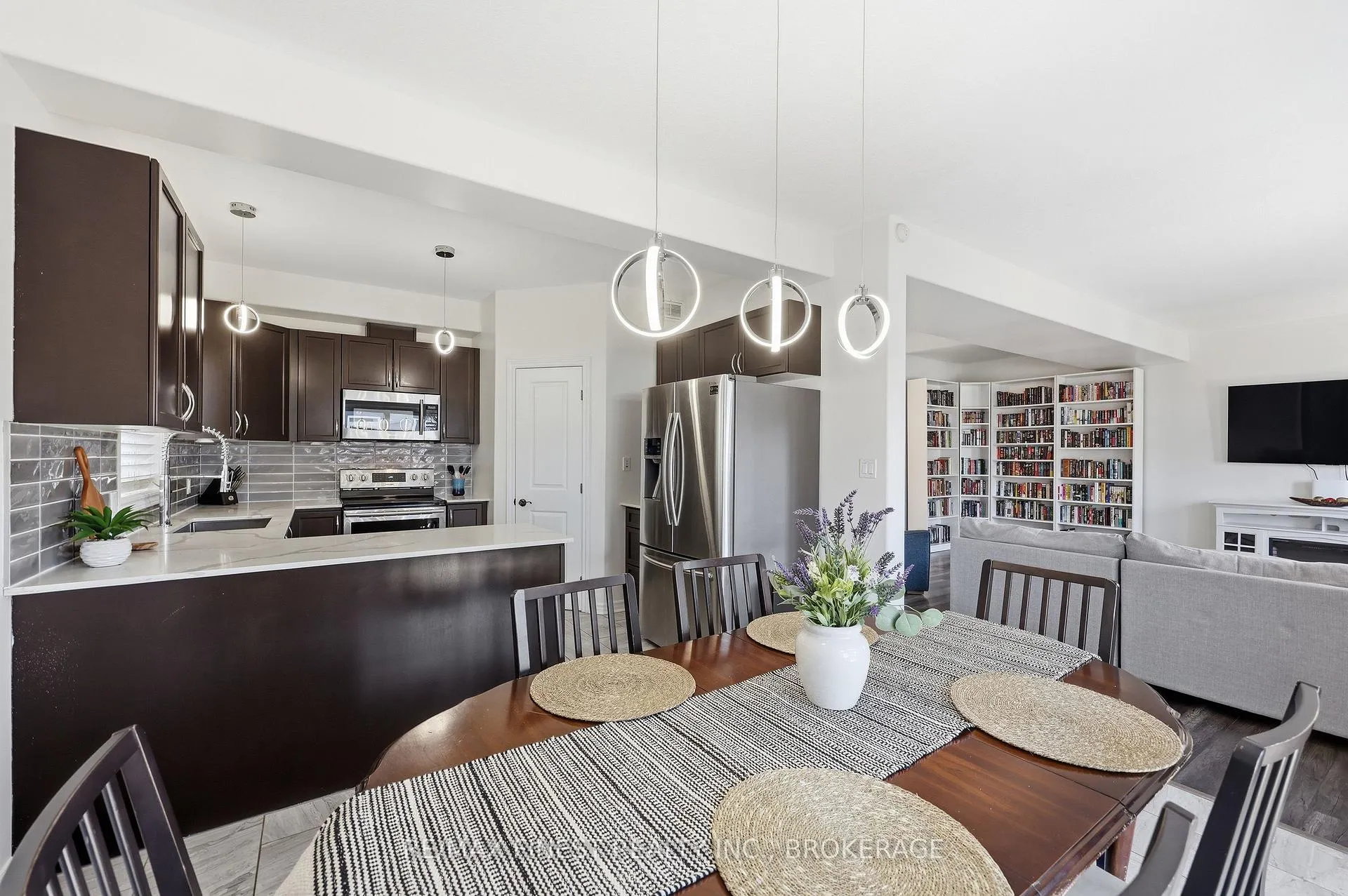 Photo 25 of 108 Pratt Drive, Loyalist, Amherstview — HOMEH
