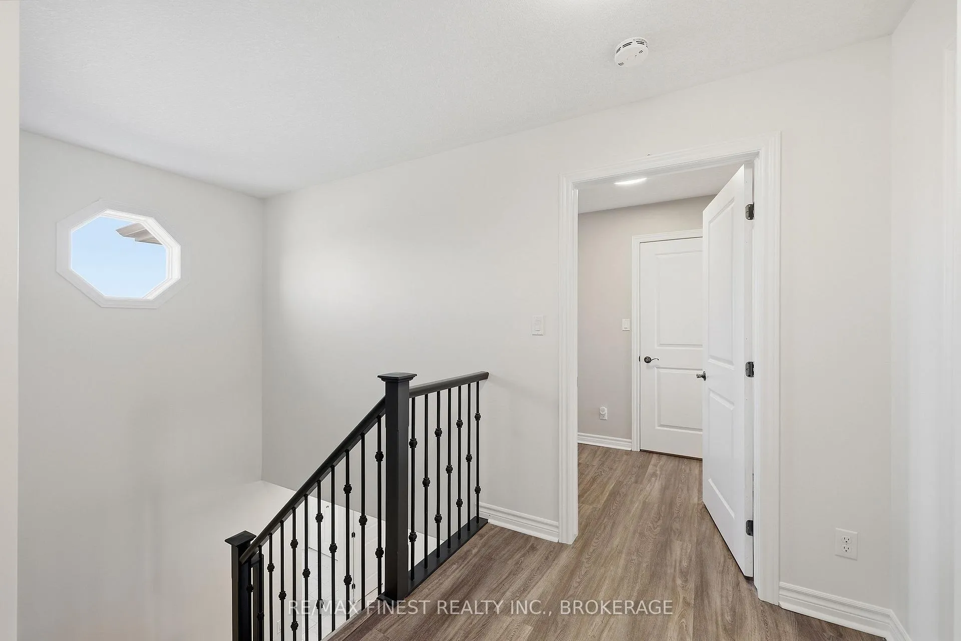 Photo 32 of 108 Pratt Drive, Loyalist, Amherstview — HOMEH