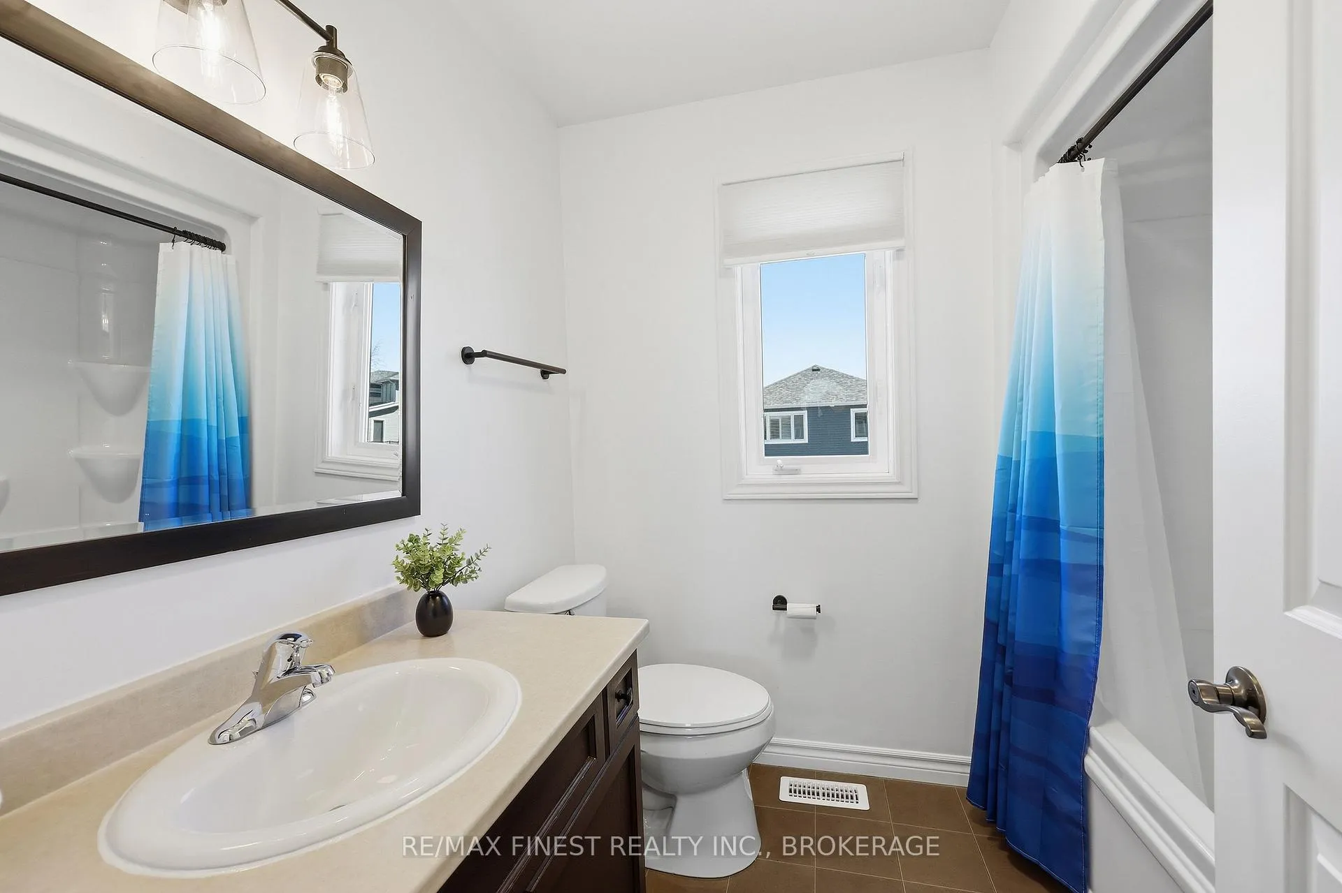 Photo 43 of 108 Pratt Drive, Loyalist, Amherstview — HOMEH
