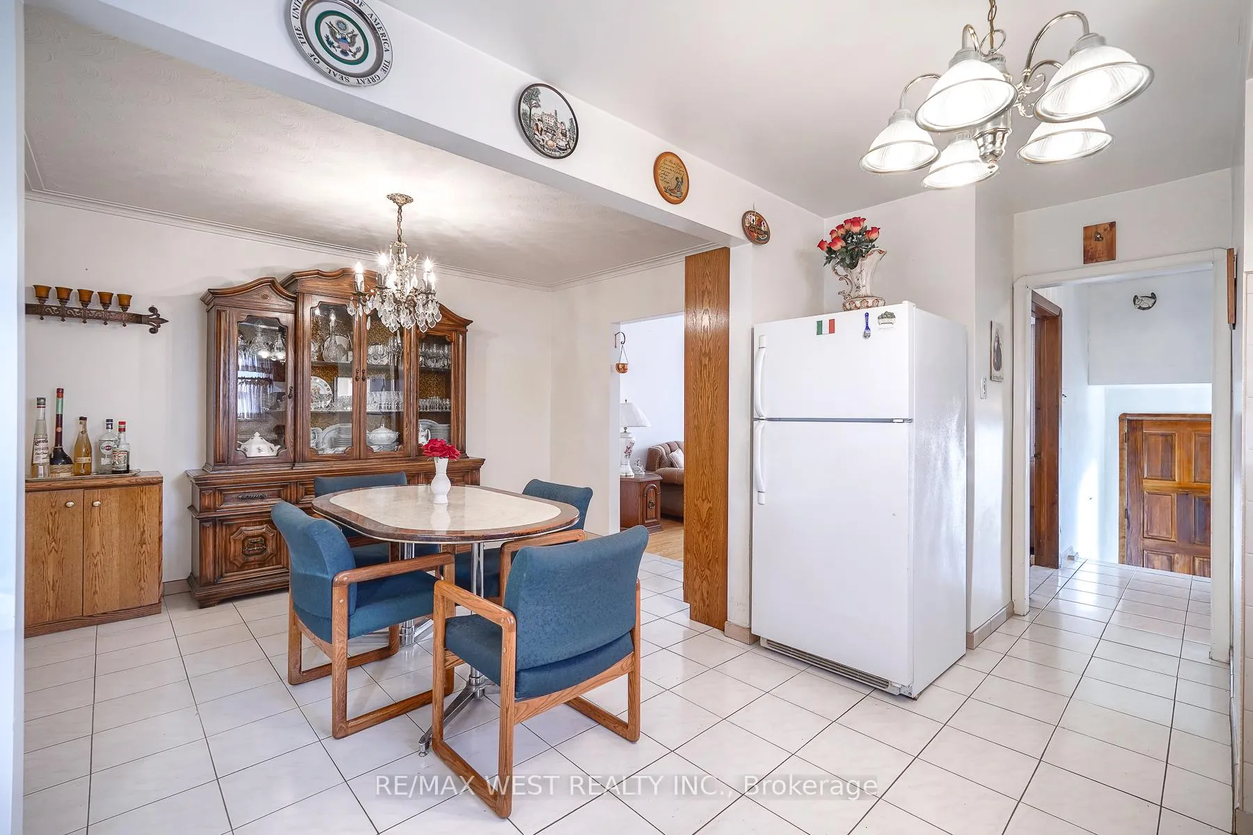Photo 15 of 6 Dalrymple Drive, Toronto, Rockcliffe-Smythe — HOMEH