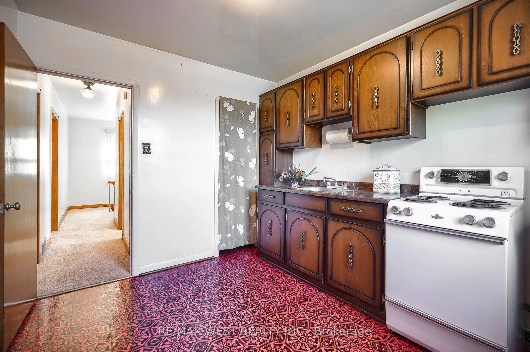 Photo 25 of 6 Dalrymple Drive, Toronto, Rockcliffe-Smythe — HOMEH
