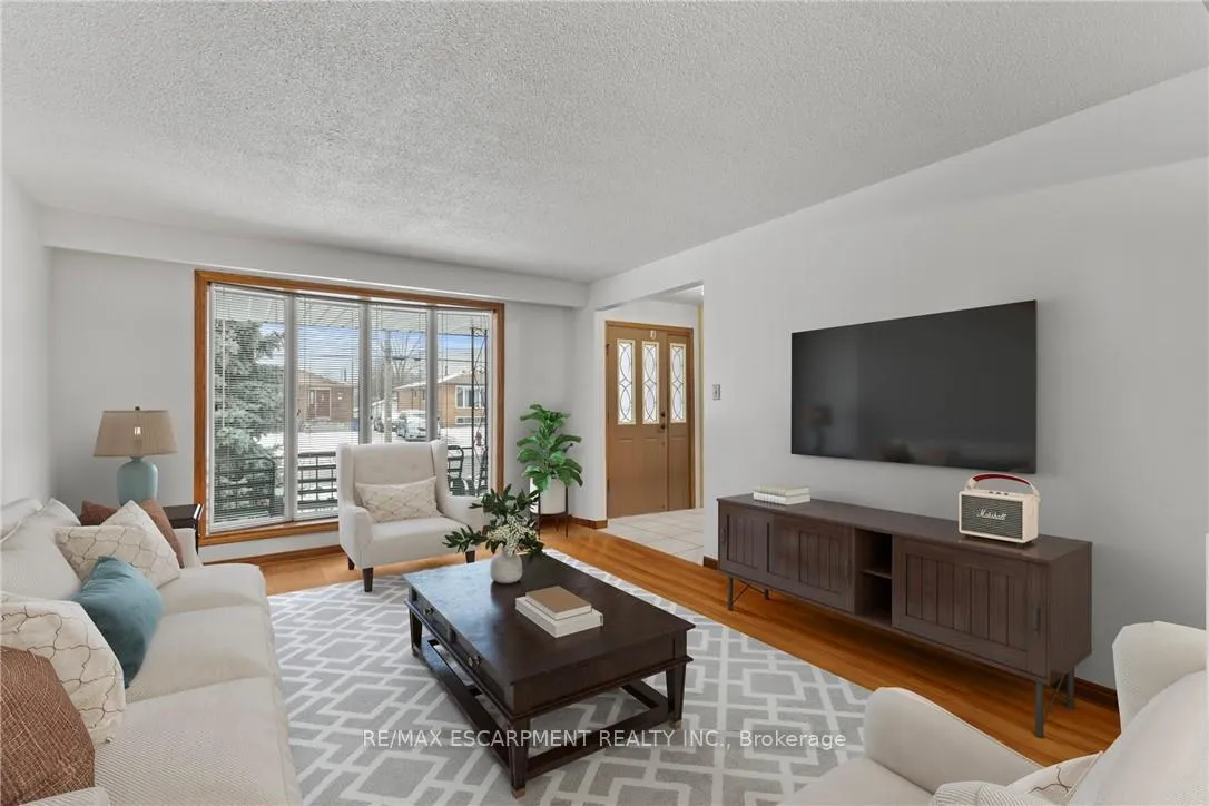 Photo 2 of 88 Glen Valley Drive, Hamilton, Vincent — HOMEH