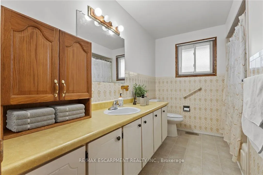 Photo 8 of 88 Glen Valley Drive, Hamilton, Vincent — HOMEH