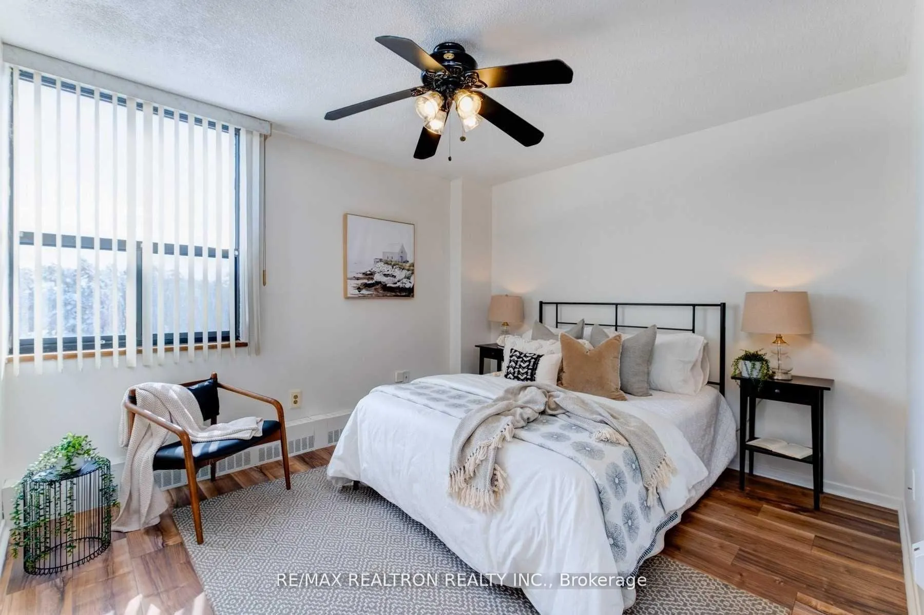 Photo 8 of Unit 404, 90 Ling Road, Scarborough, West Hill — HOMEH