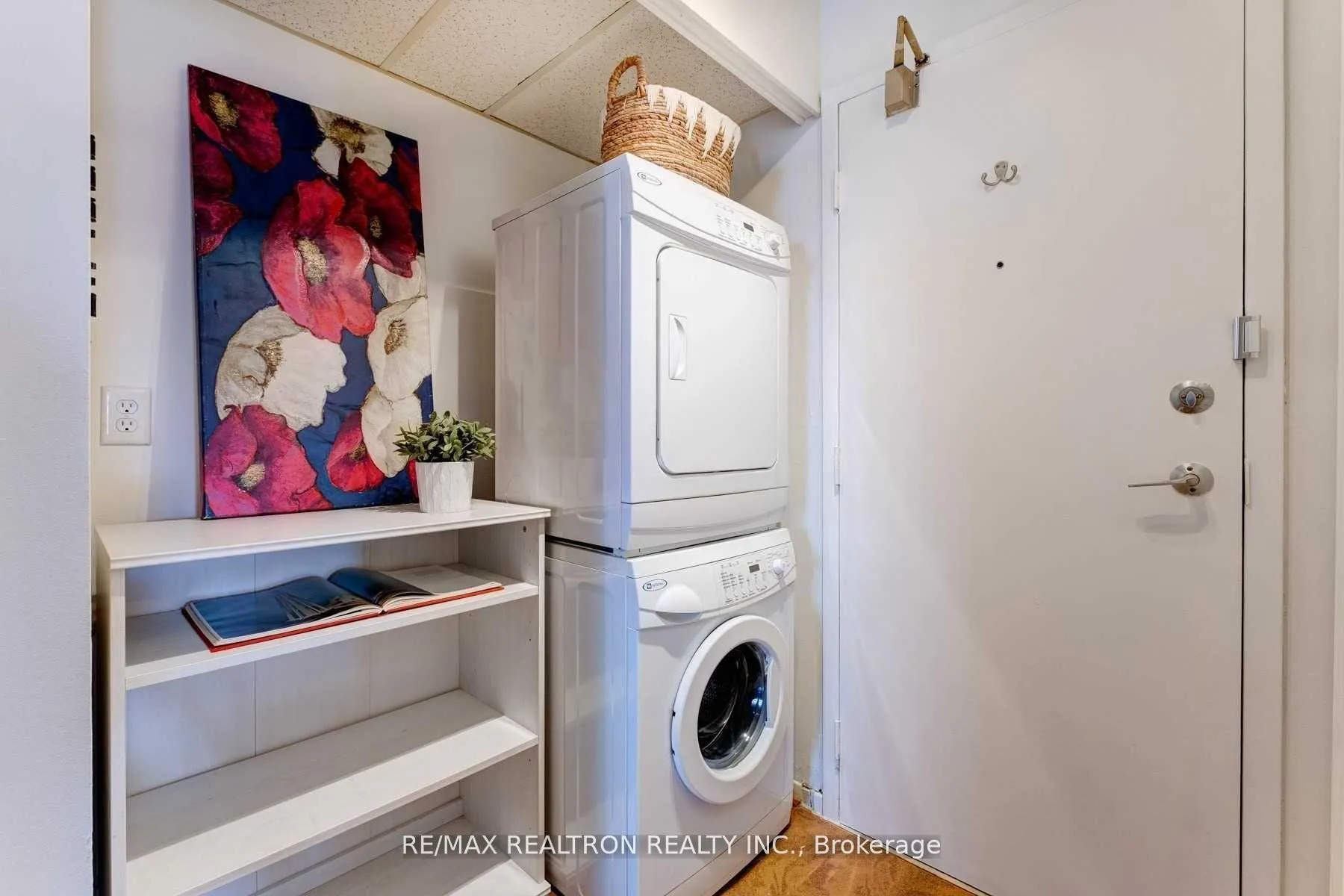 Photo 11 of Unit 404, 90 Ling Road, Scarborough, West Hill — HOMEH