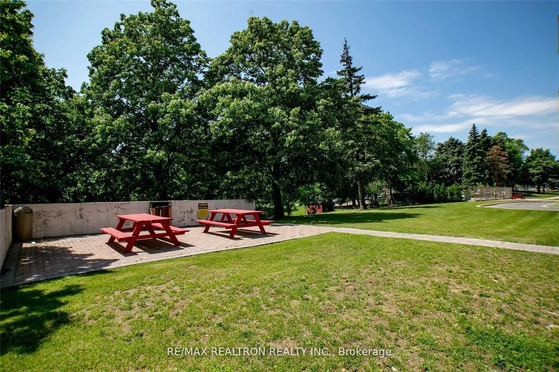 Photo 14 of Unit 404, 90 Ling Road, Scarborough, West Hill — HOMEH