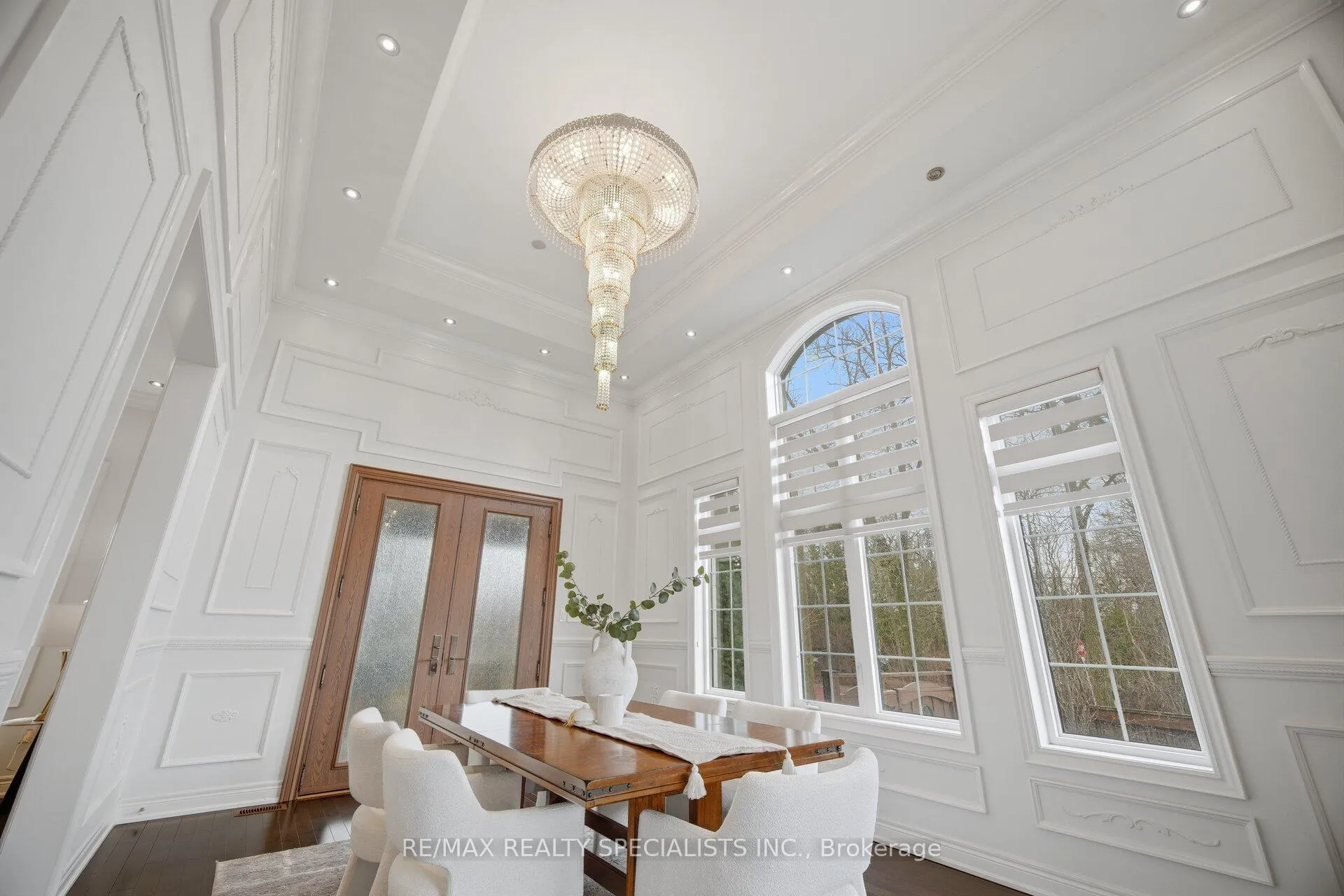 Photo 8 of 2 Berkwood Hollow, Brampton, Credit Valley — HOMEH