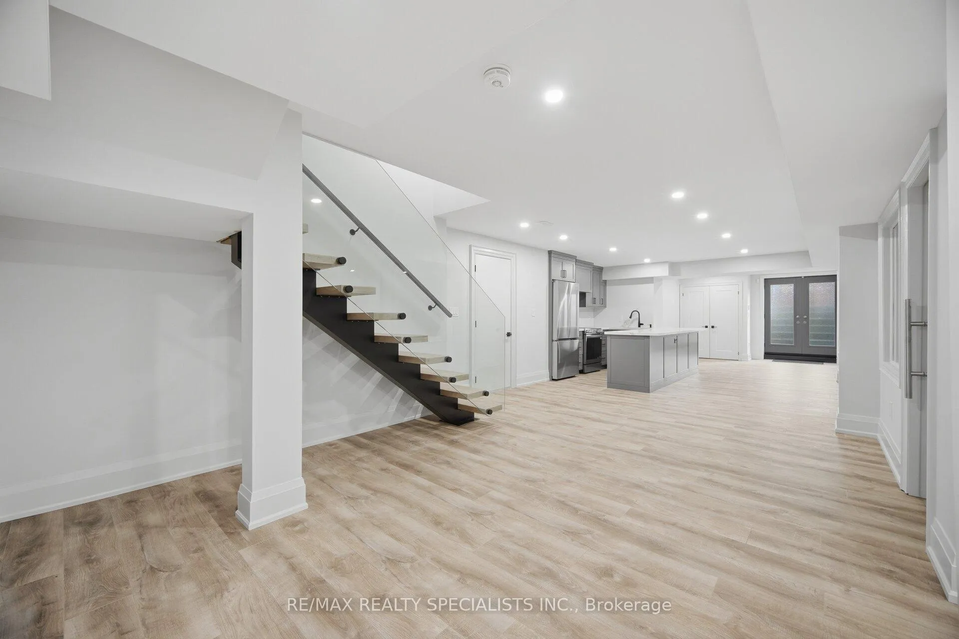 Photo 22 of 2 Berkwood Hollow, Brampton, Credit Valley — HOMEH