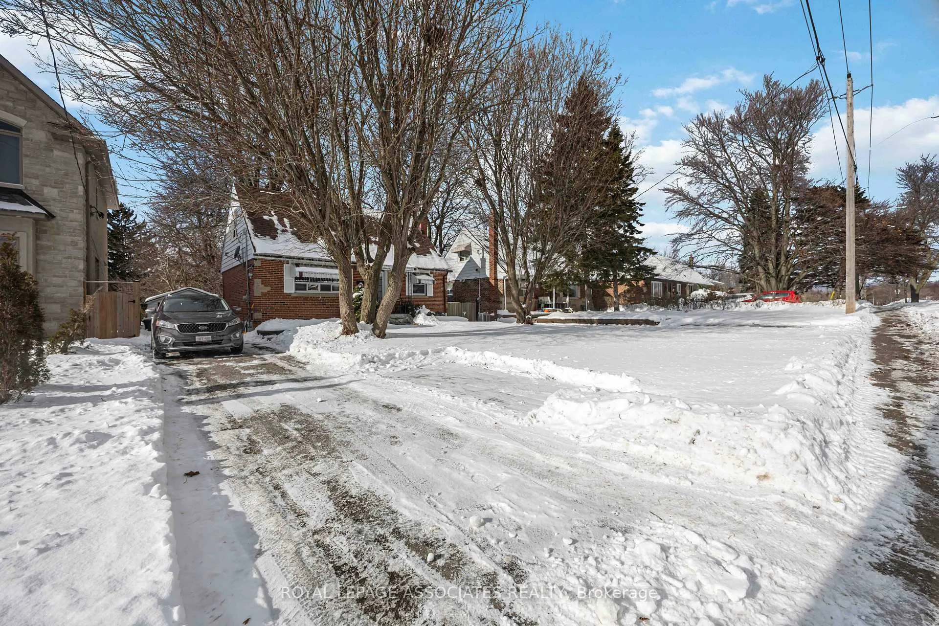 Photo 4 of Unit BSMT, 90 Bellamy Road S, Scarborough, Woburn — HOMEH