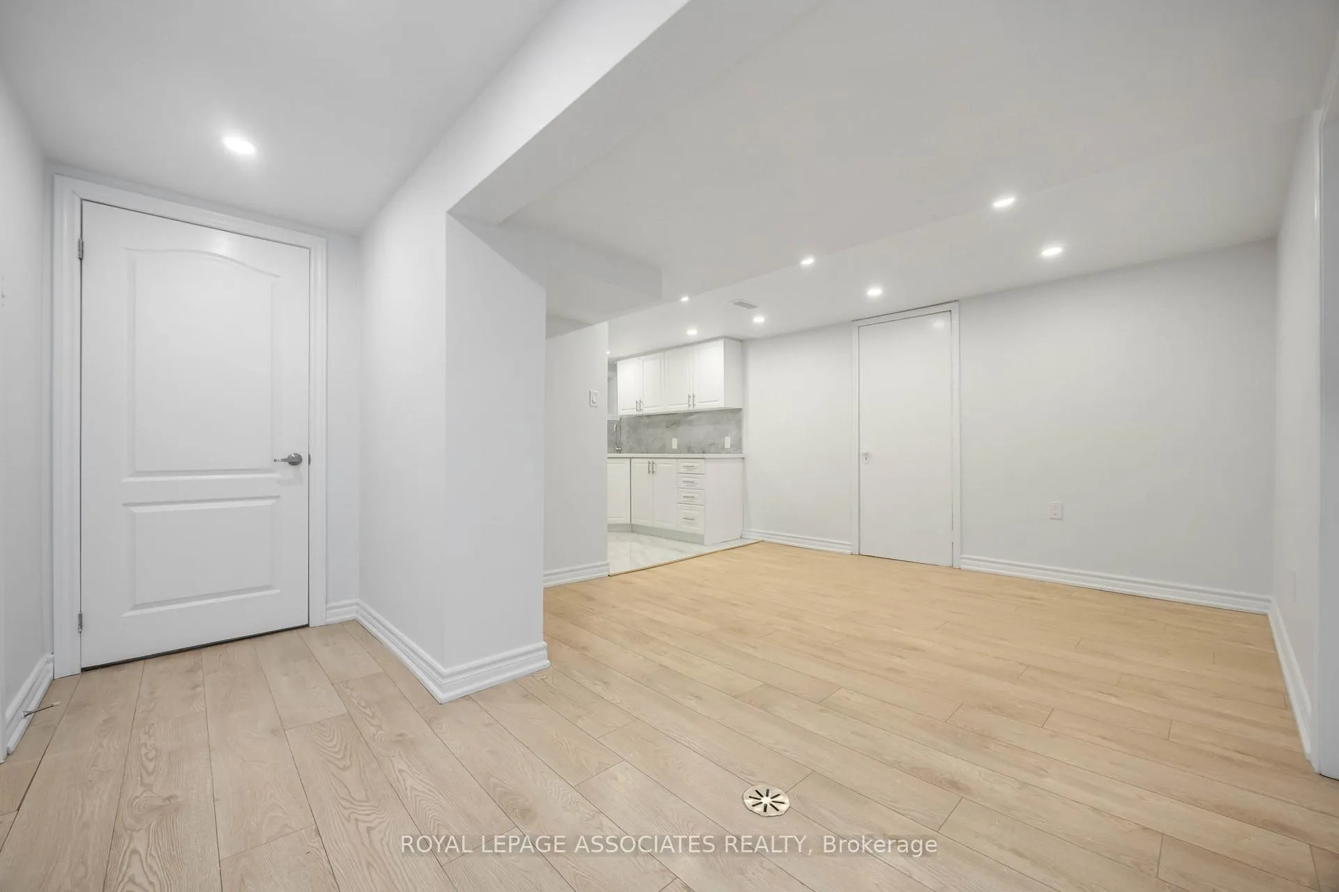 Photo 9 of Unit BSMT, 90 Bellamy Road S, Scarborough, Woburn — HOMEH