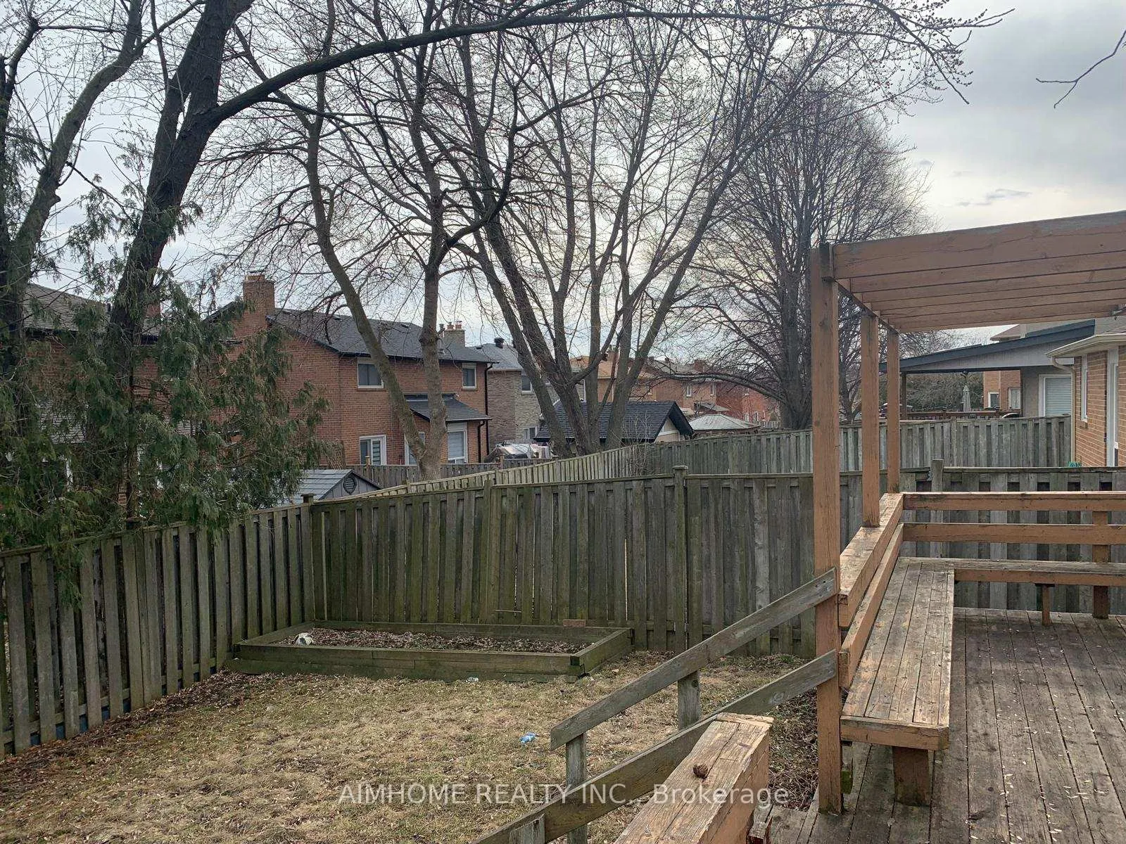 Photo 10 of 31 Timbermill Crescent, Markham, Raymerville — HOMEH