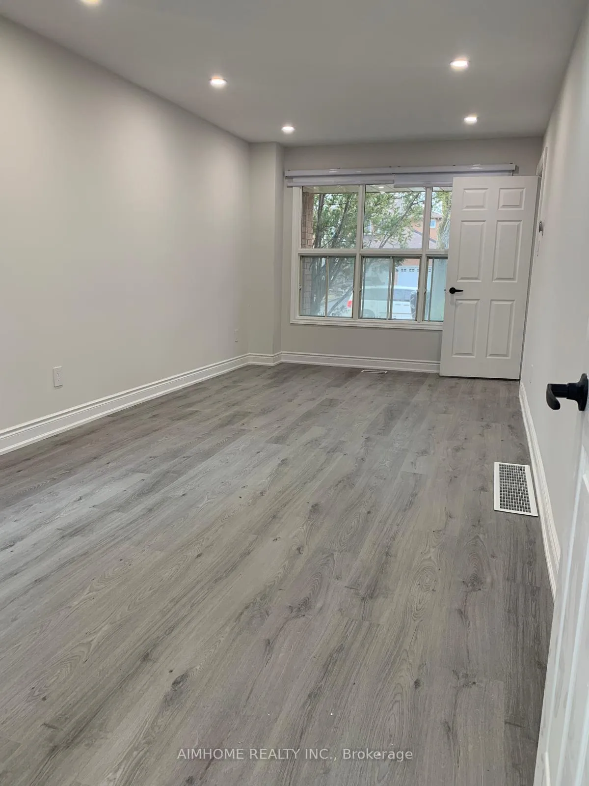 Photo 34 of 31 Timbermill Crescent, Markham, Raymerville — HOMEH