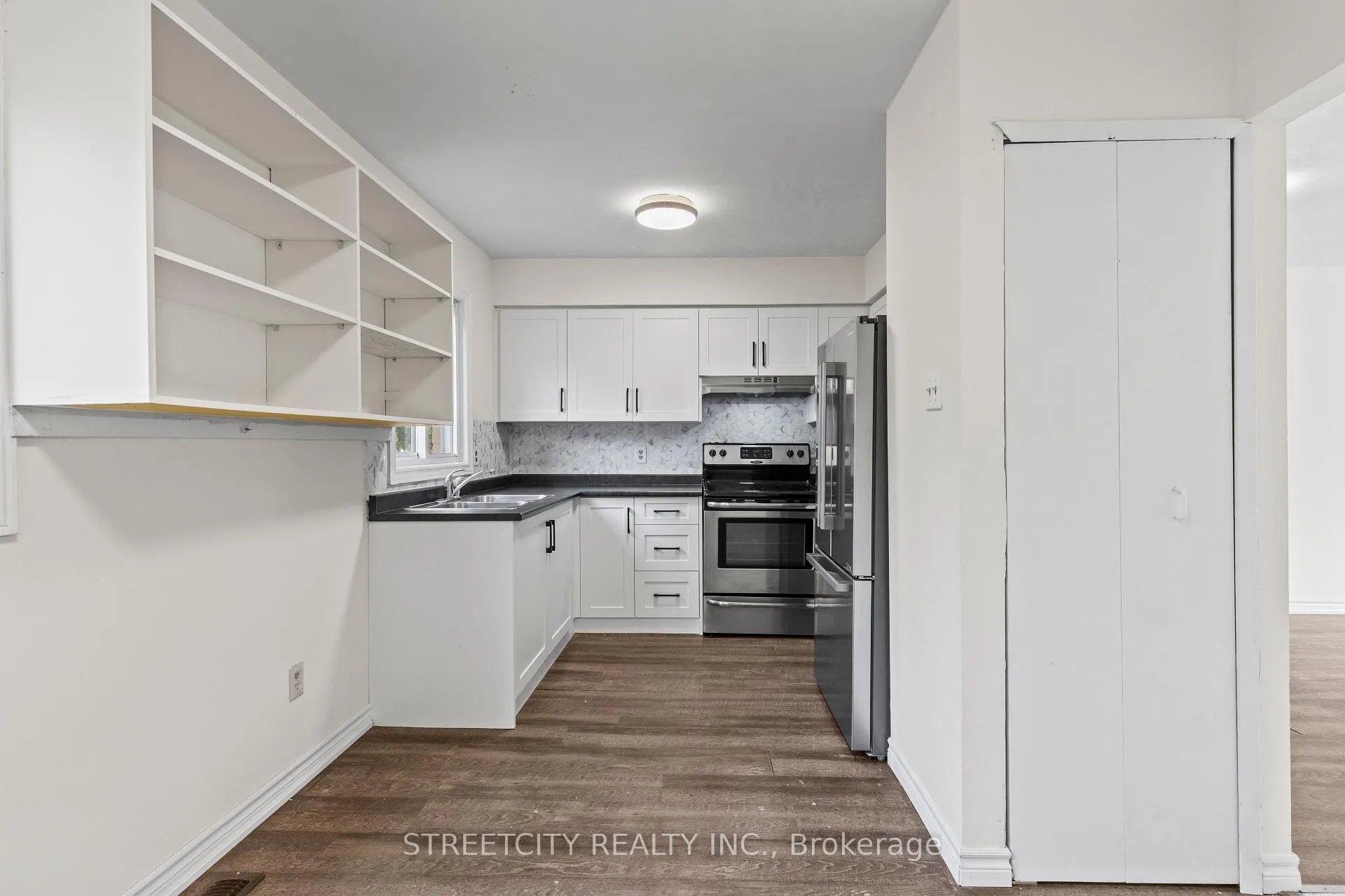 Photo 7 of Unit 36, 577 Third Street, London, East H — HOMEH
