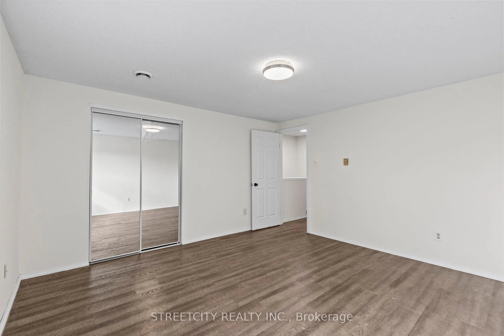 Photo 11 of Unit 36, 577 Third Street, London, East H — HOMEH