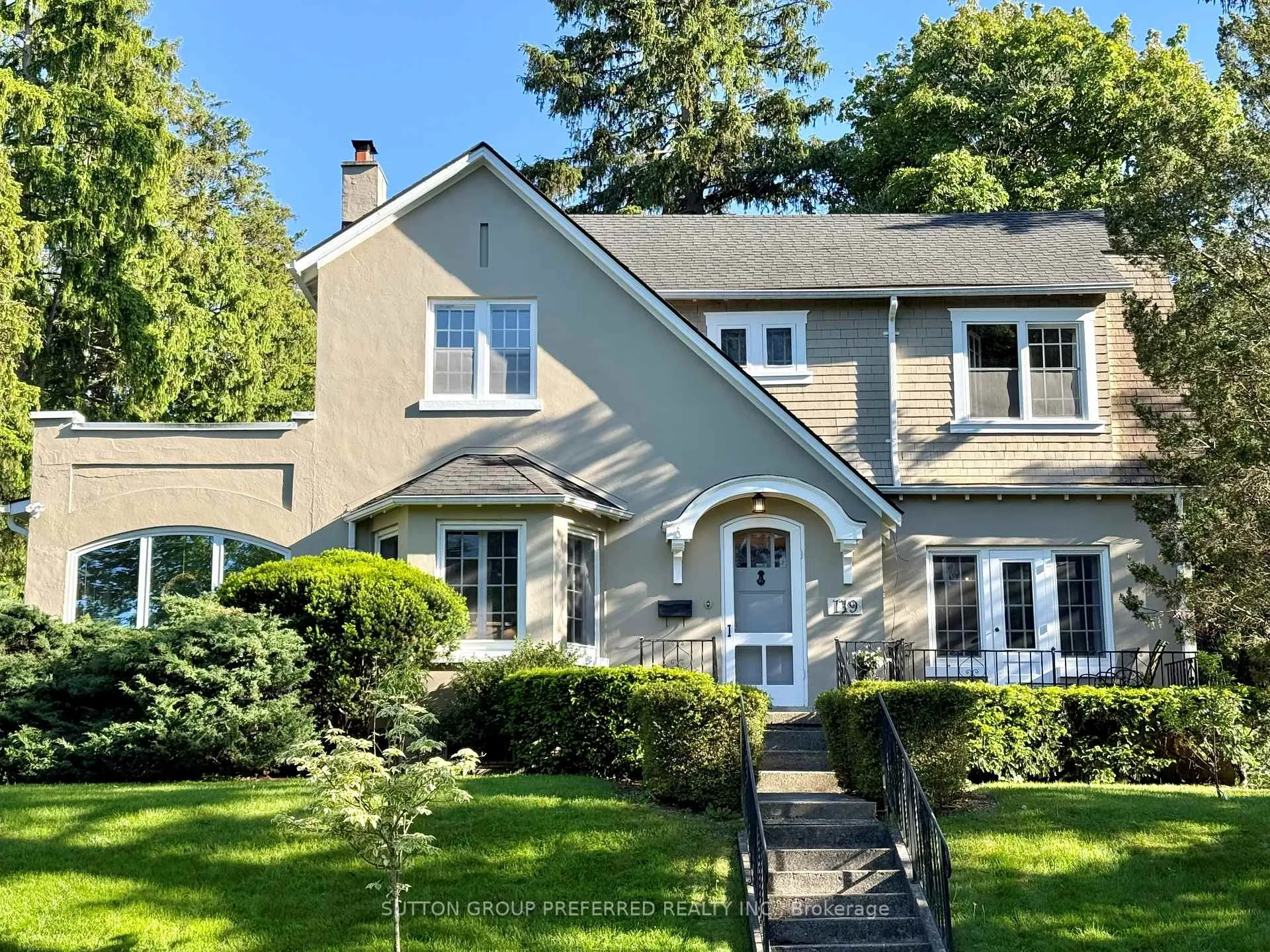 Photo 1 of 119 Base Line Road E, London, South G — HOMEH