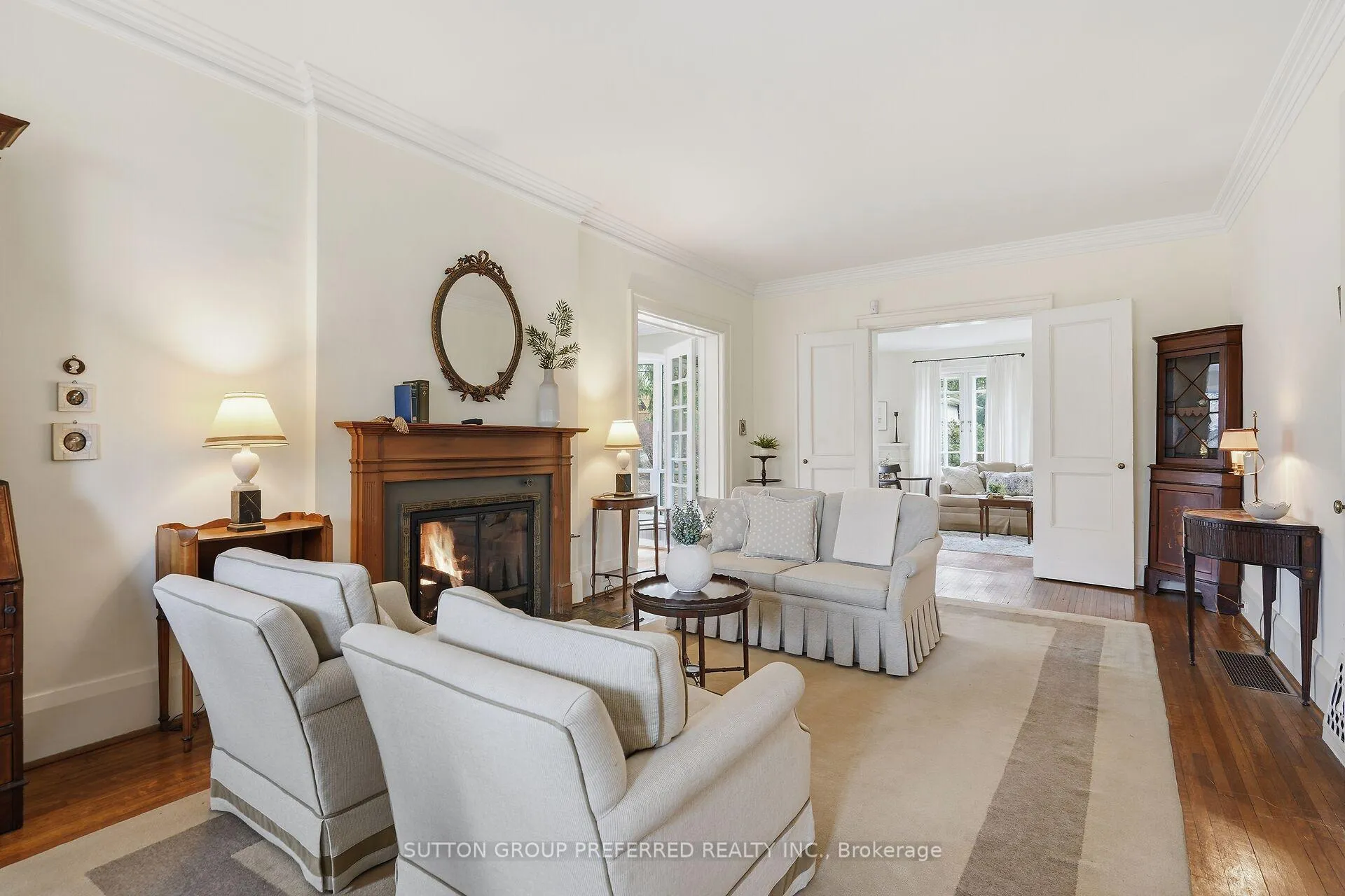 Photo 11 of 119 Base Line Road E, London, South G — HOMEH