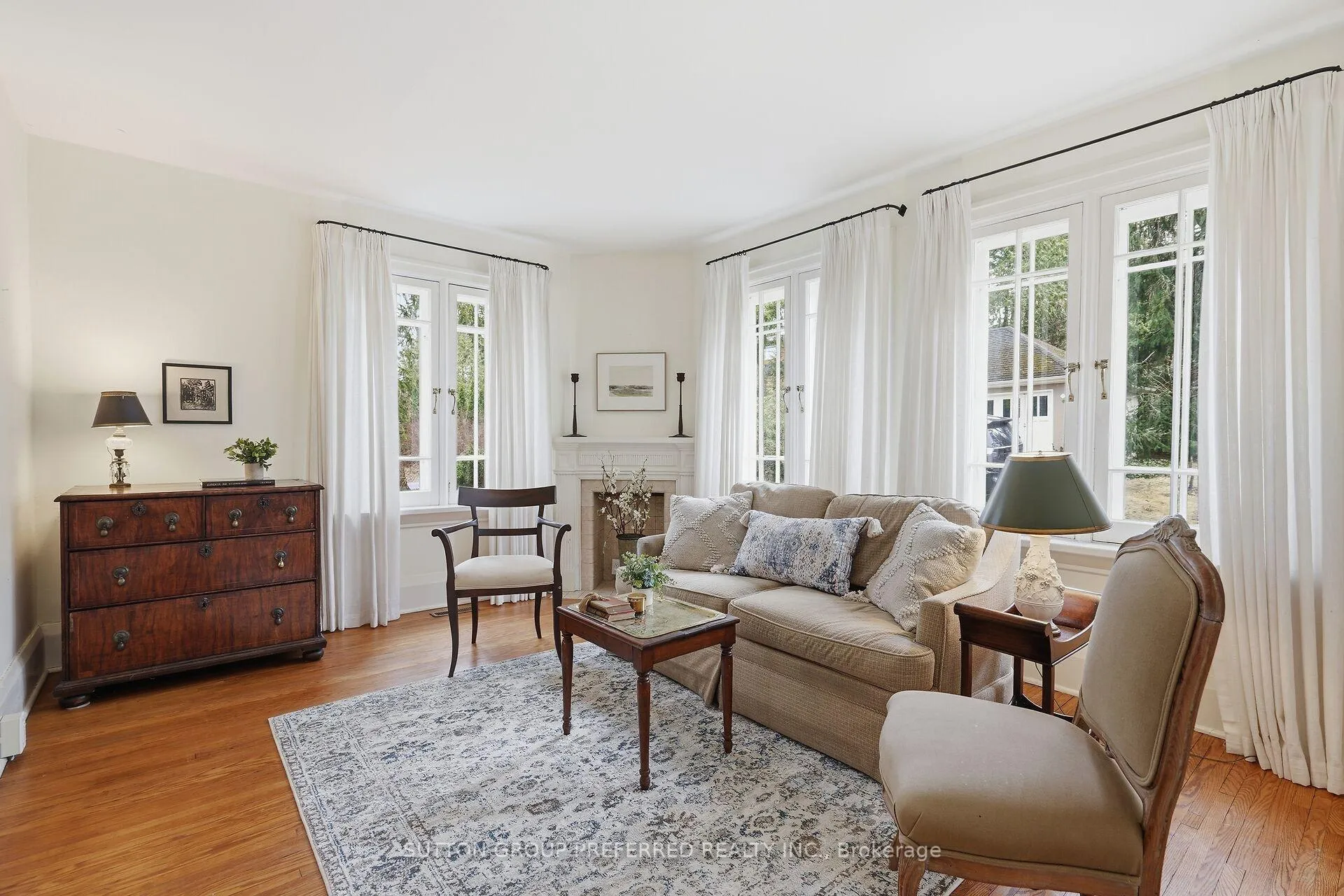 Photo 19 of 119 Base Line Road E, London, South G — HOMEH