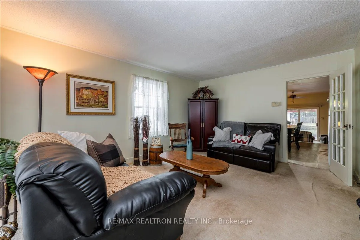 Photo 4 of 108 Eighth Street, Collingwood — HOMEH