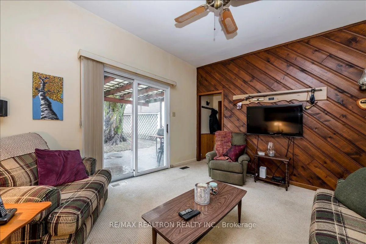 Photo 10 of 108 Eighth Street, Collingwood — HOMEH