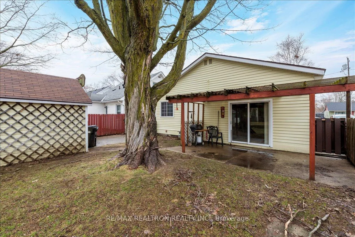 Photo 16 of 108 Eighth Street, Collingwood — HOMEH