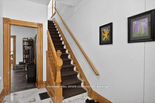Photo 14 of 507 Stewart Street, Peterborough, Town Ward 3 — HOMEH