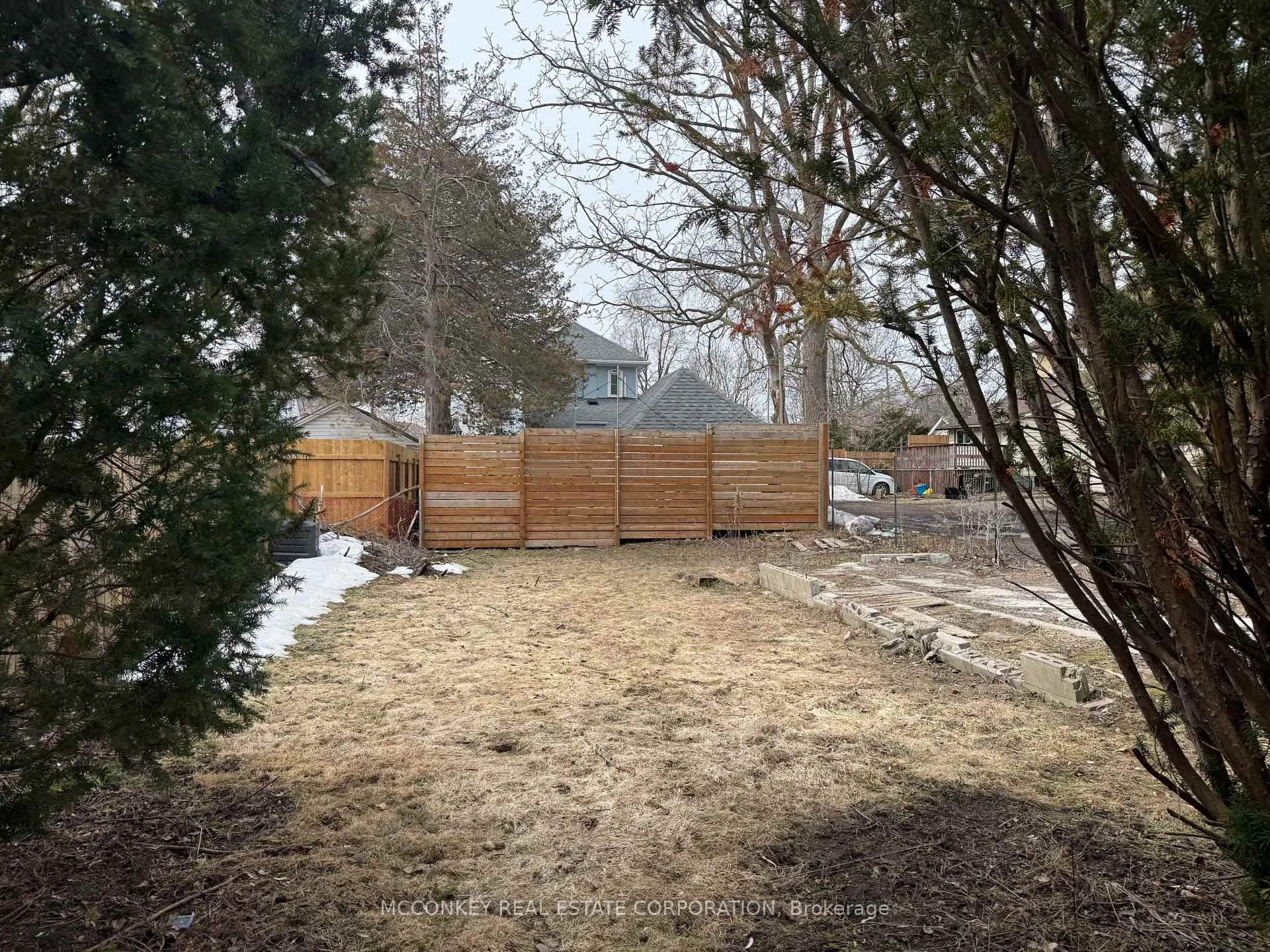 Photo 18 of 507 Stewart Street, Peterborough, Town Ward 3 — HOMEH