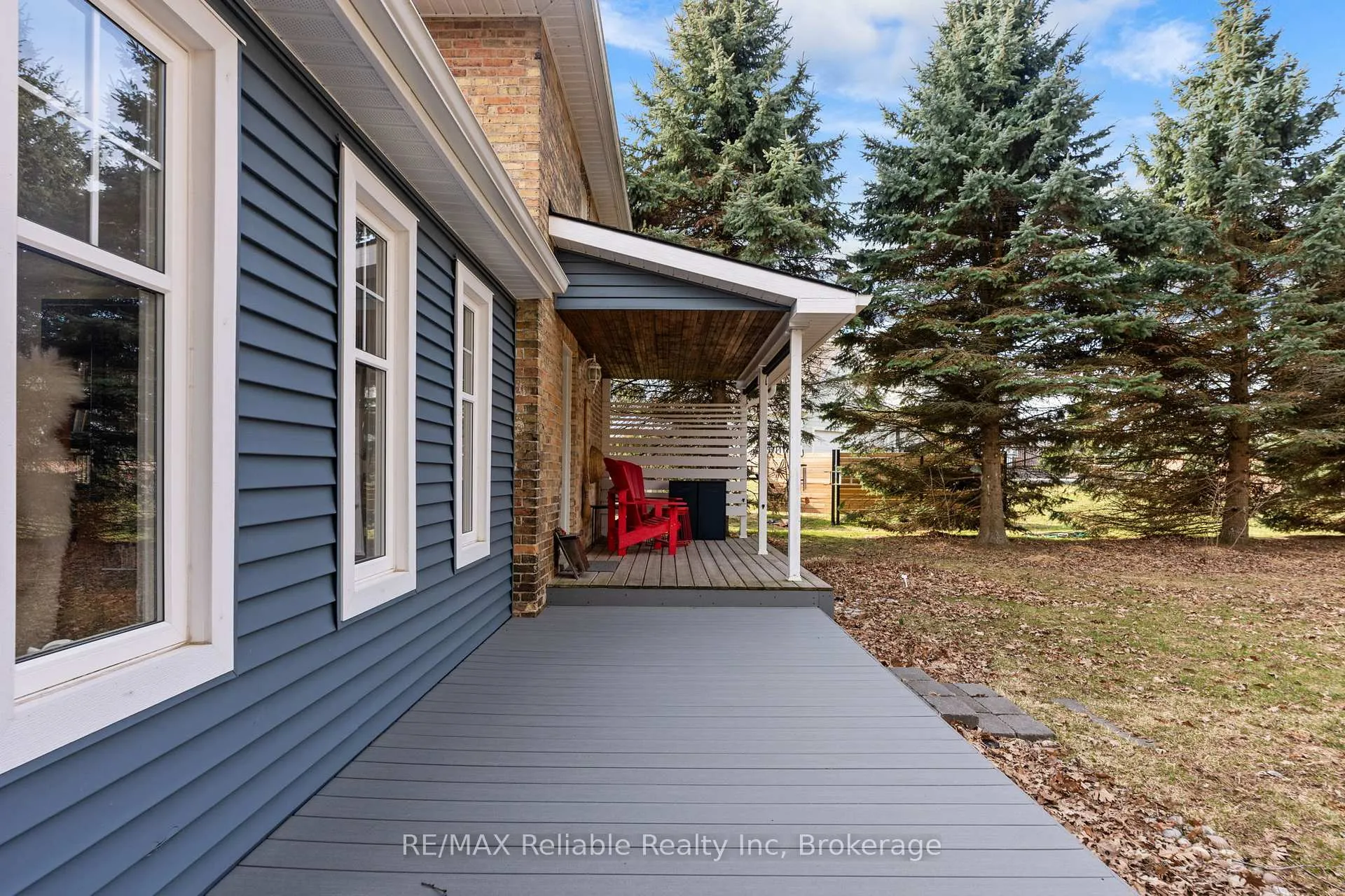 Photo 4 of 77419A Bluewater Highway, Central Huron, Goderich — HOMEH