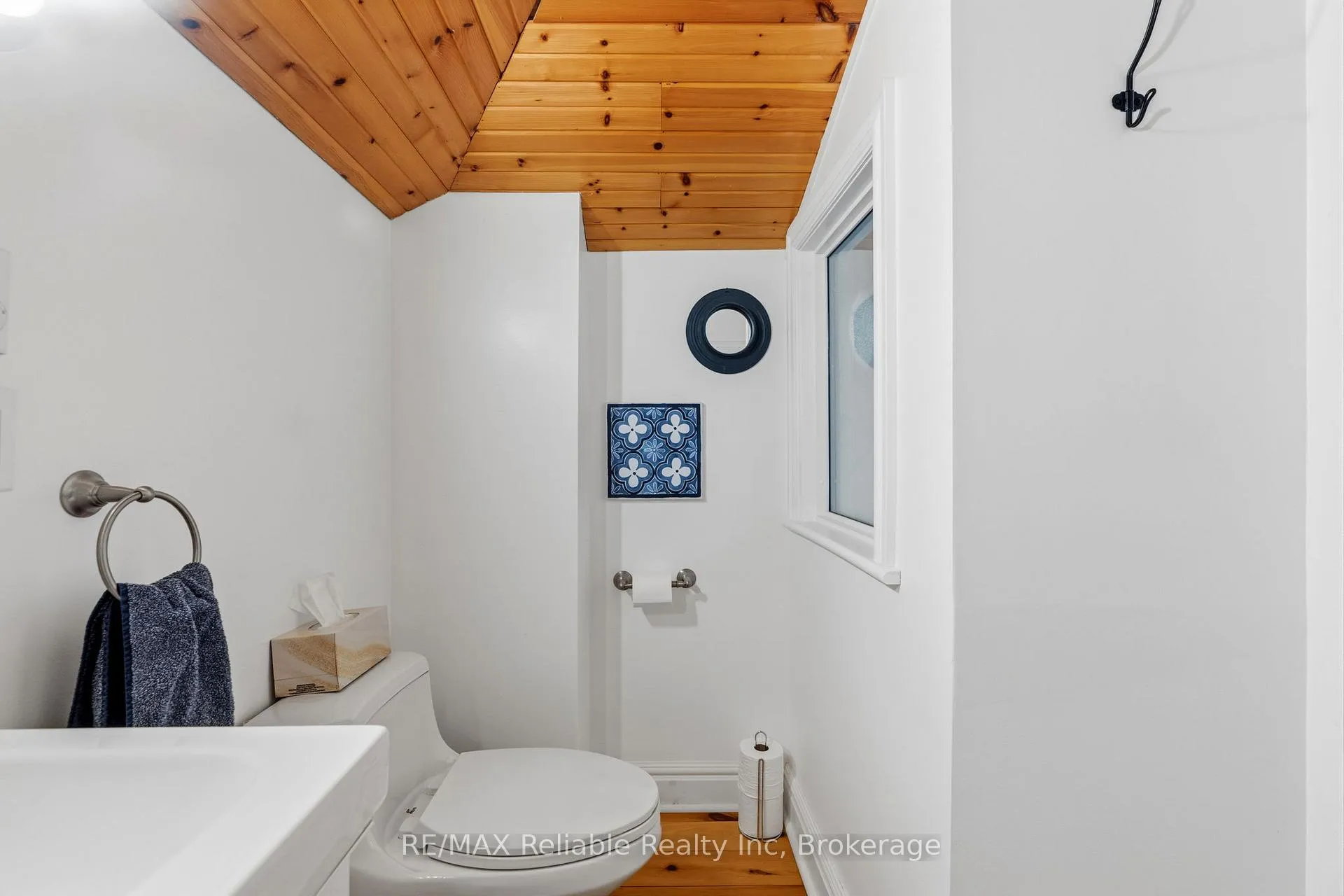 Photo 29 of 77419A Bluewater Highway, Central Huron, Goderich — HOMEH