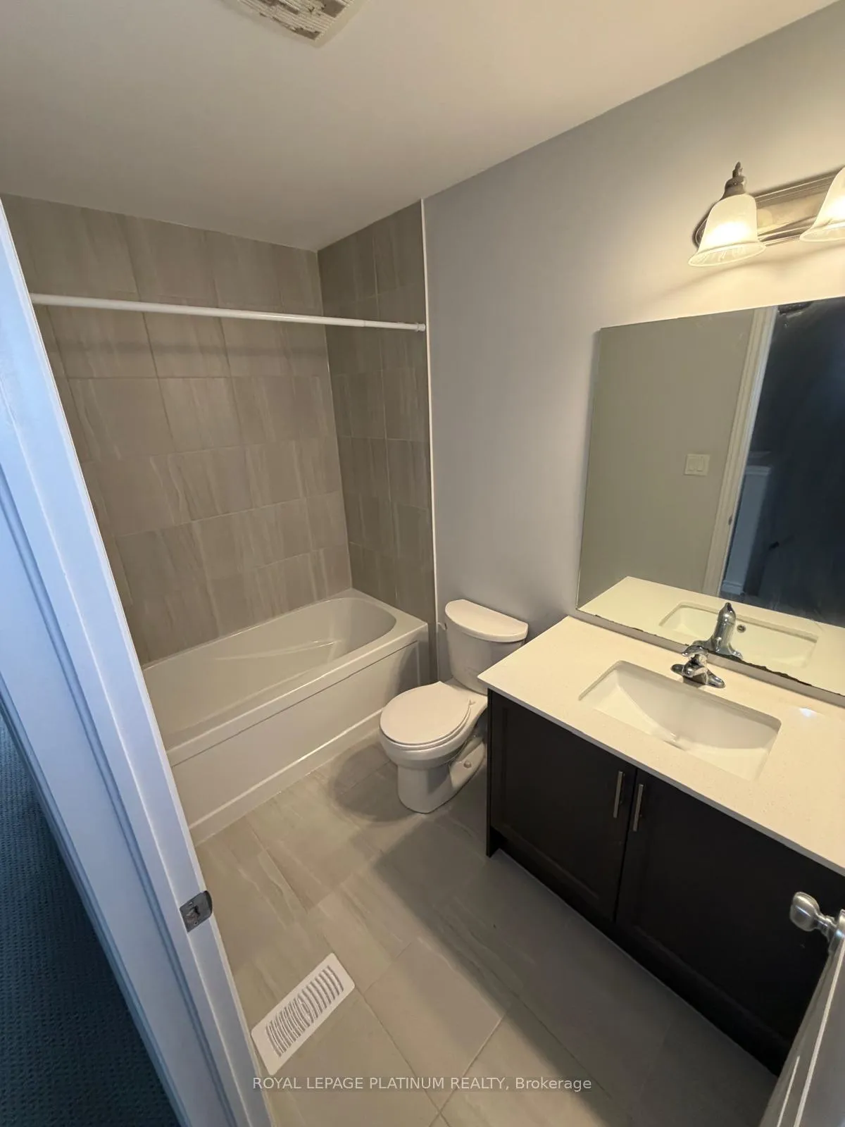 Photo 15 of Unit 55, 290 Equestrian Way, Cambridge — HOMEH