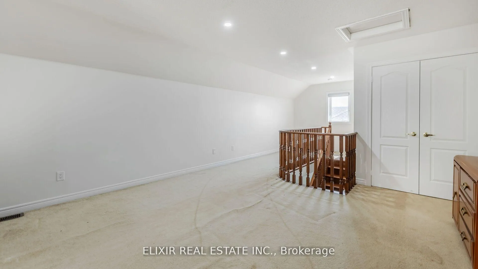Photo 32 of 396 Scott Boulevard, Milton, Scott — HOMEH