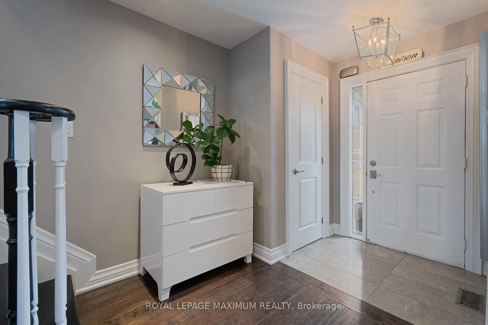 Photo 5 of 33 La Neve Avenue, Vaughan, Sonoma Heights — HOMEH