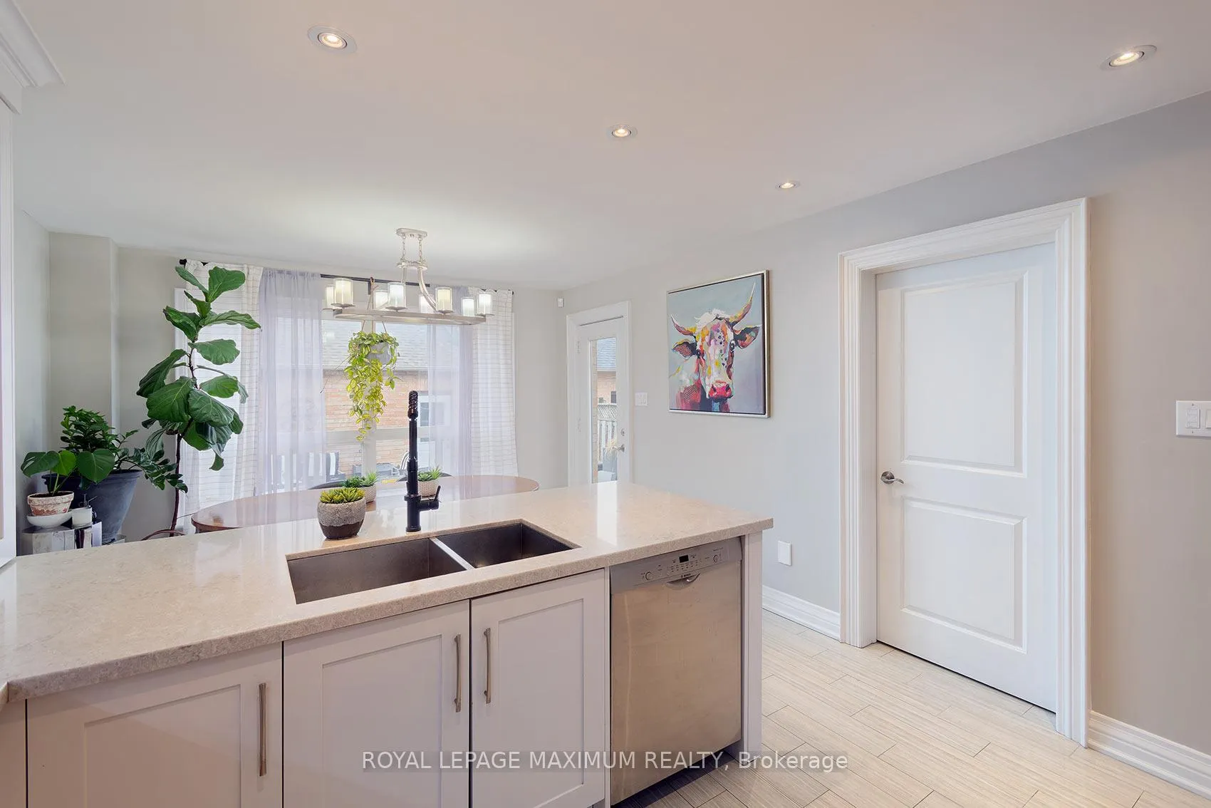Photo 13 of 33 La Neve Avenue, Vaughan, Sonoma Heights — HOMEH