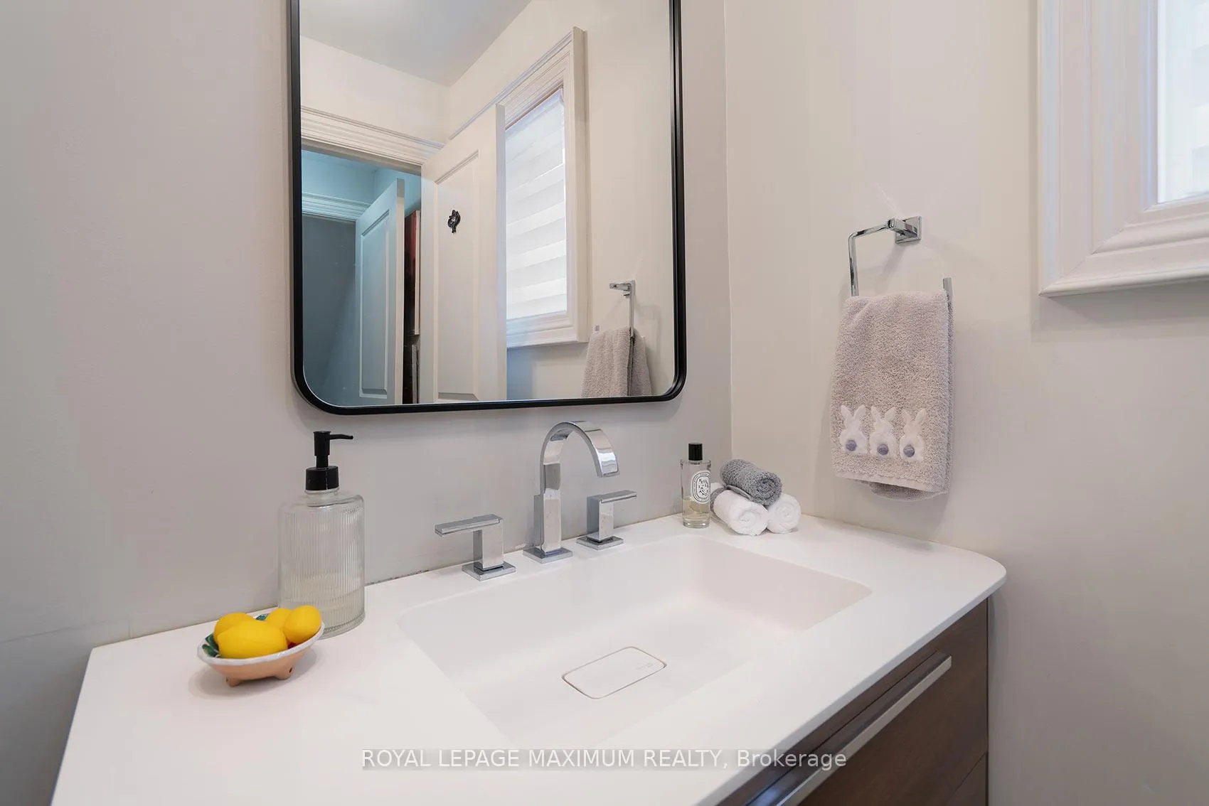 Photo 19 of 33 La Neve Avenue, Vaughan, Sonoma Heights — HOMEH