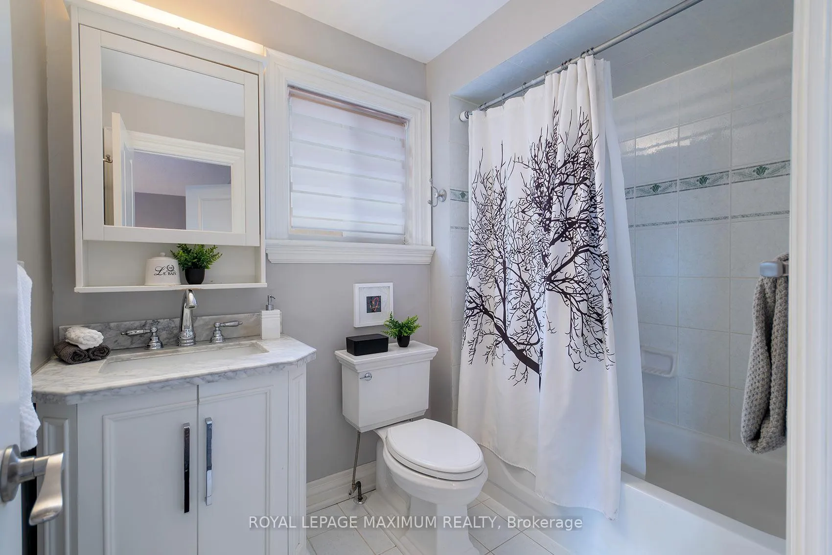 Photo 25 of 33 La Neve Avenue, Vaughan, Sonoma Heights — HOMEH
