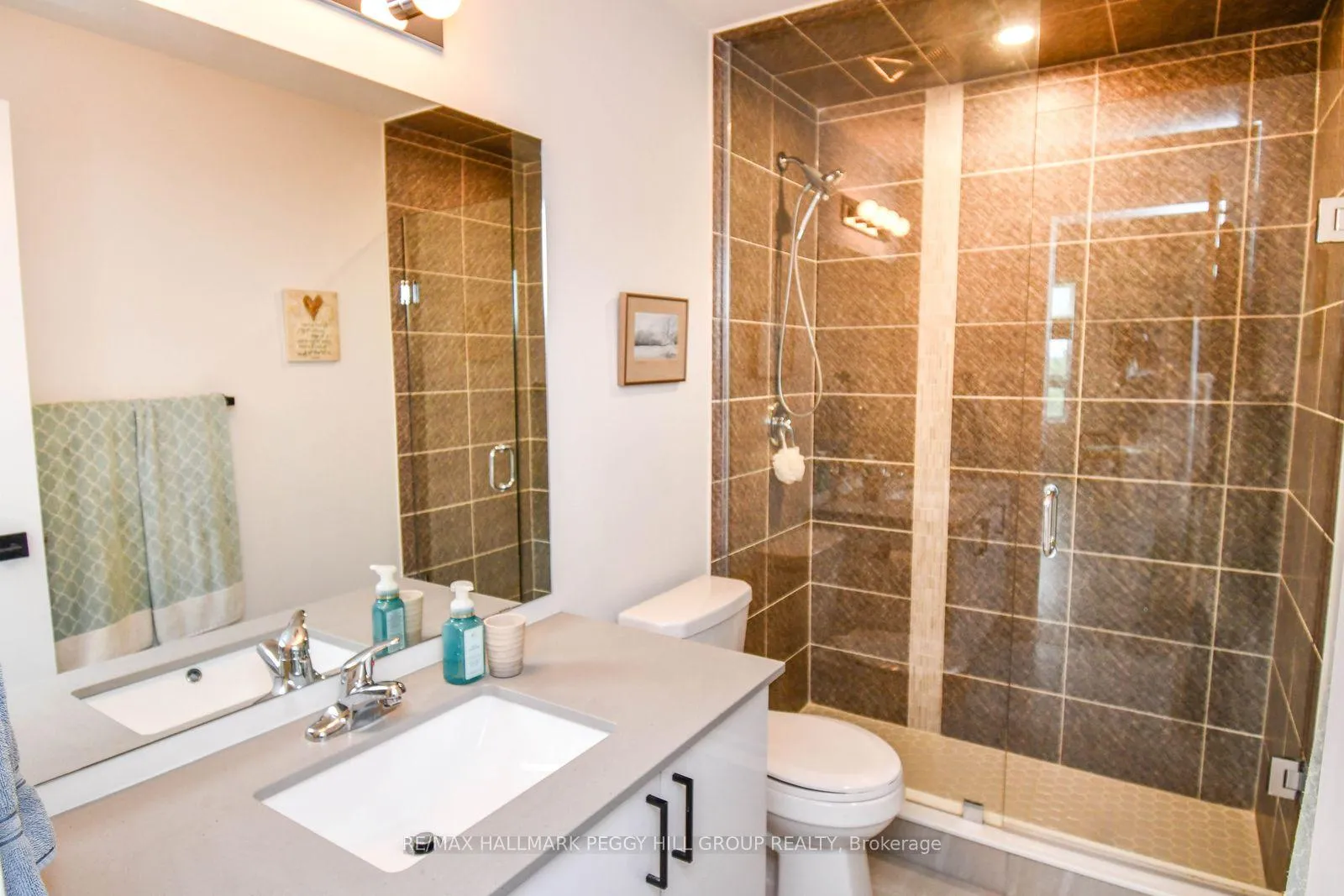 Photo 12 of Unit 606, 5 Chef Lane, Barrie, Rural Barrie Southeast — HOMEH