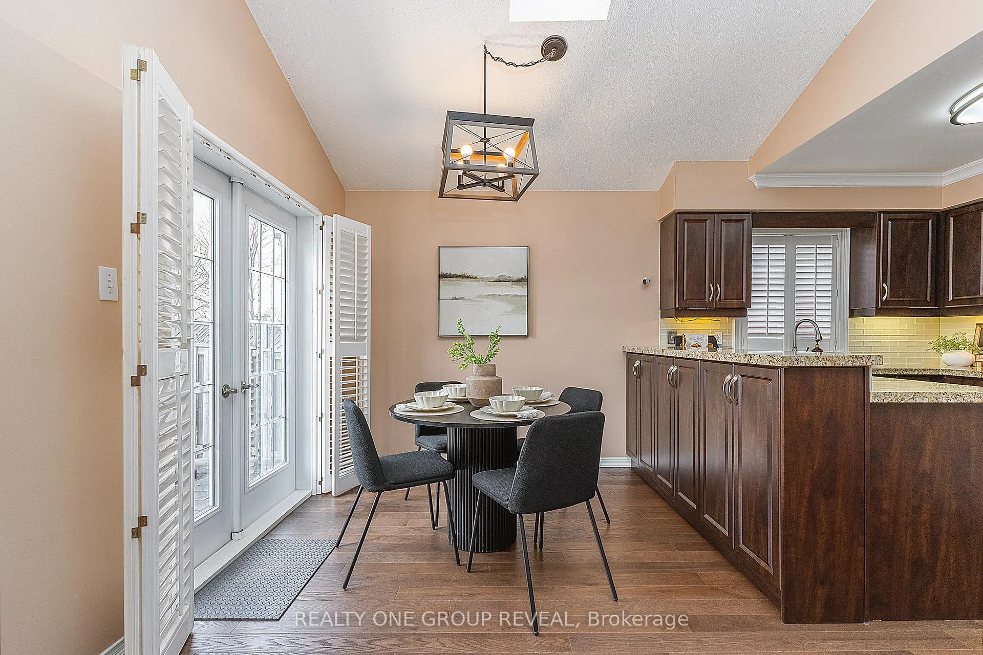 Photo 14 of 37 Wetherburn Drive, Whitby, Williamsburg — HOMEH