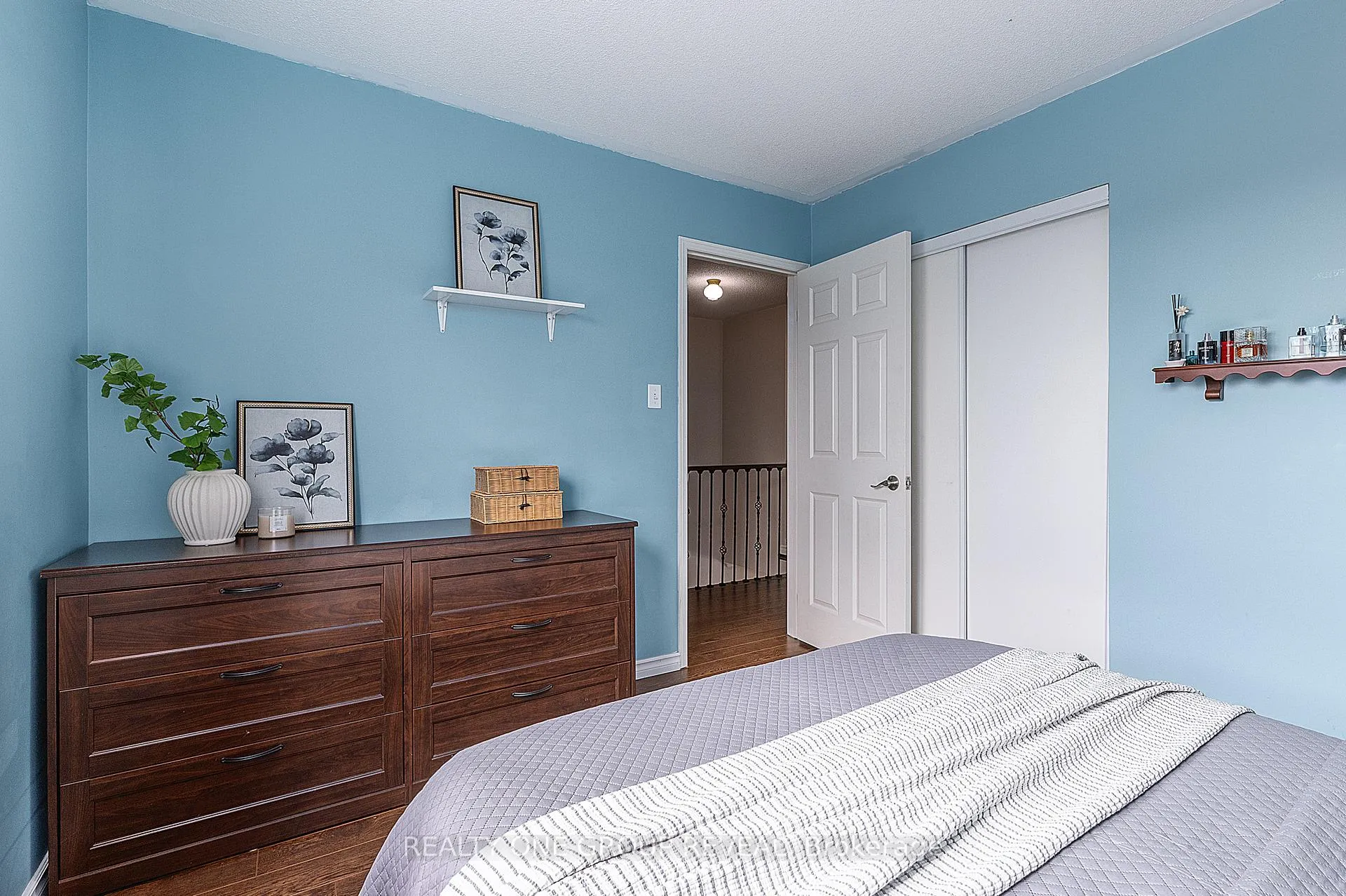 Photo 32 of 37 Wetherburn Drive, Whitby, Williamsburg — HOMEH