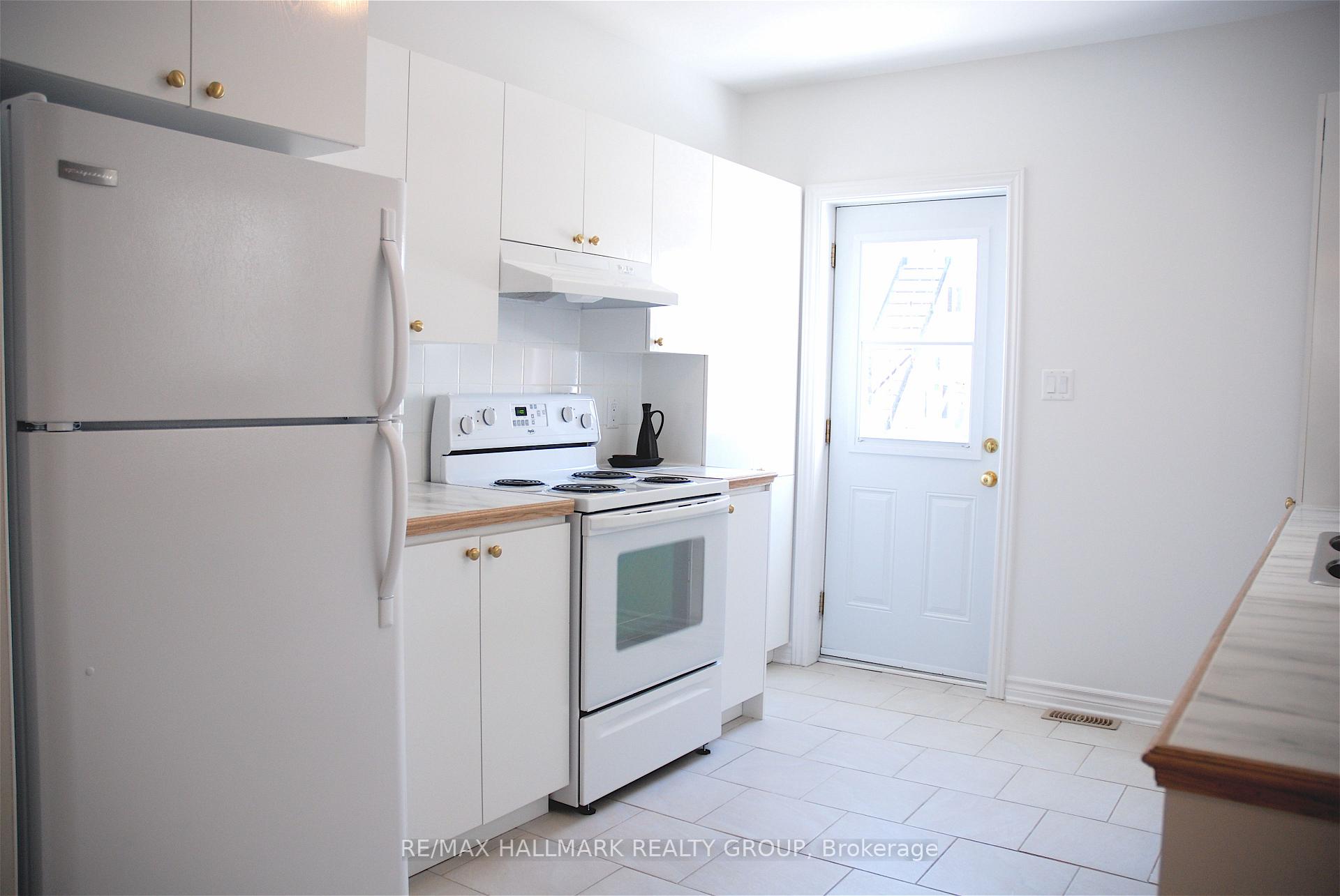Photo 5 of 240 Cumberland Street, Ottawa, Lower Town/Byward Market — HOMEH