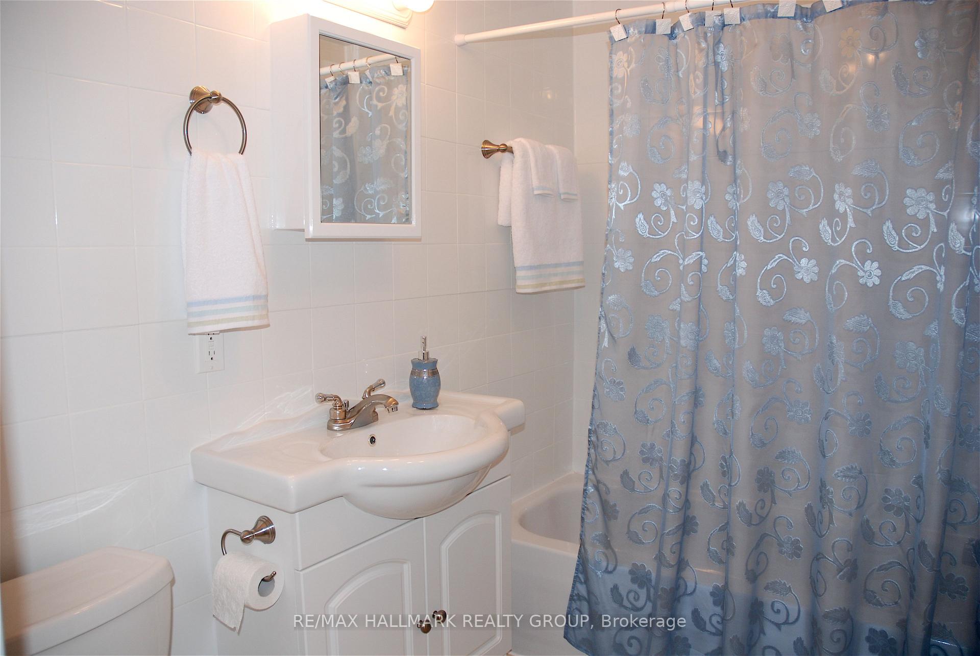 Photo 10 of 240 Cumberland Street, Ottawa, Lower Town/Byward Market — HOMEH
