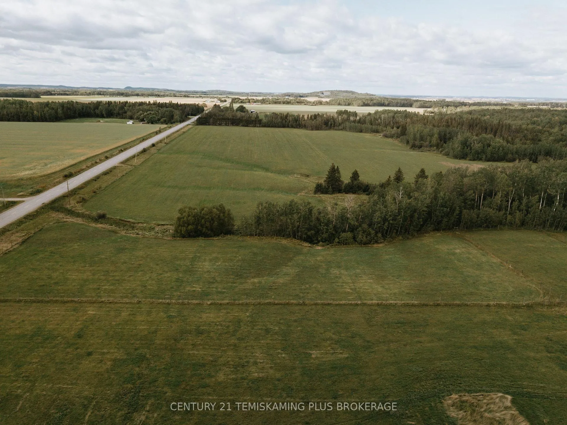 Photo 6 of 46774 Highway 562, Timiskaming, TIM - Outside - Rural — HOMEH