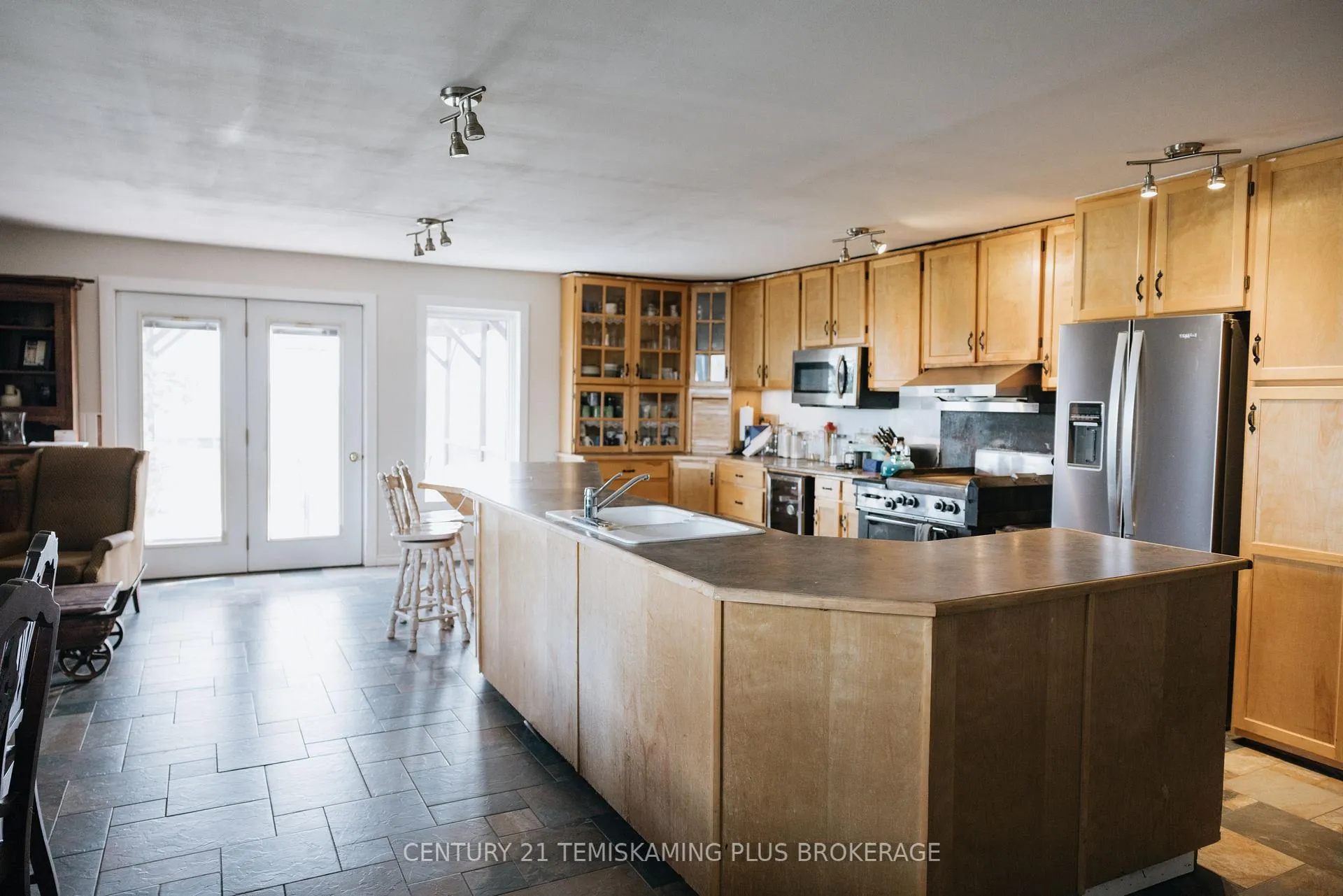 Photo 8 of 46774 Highway 562, Timiskaming, TIM - Outside - Rural — HOMEH