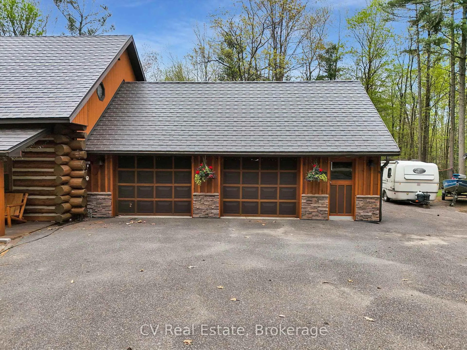 Photo 5 of 1040 Amelia Crescent, Gravenhurst, Morrison — HOMEH