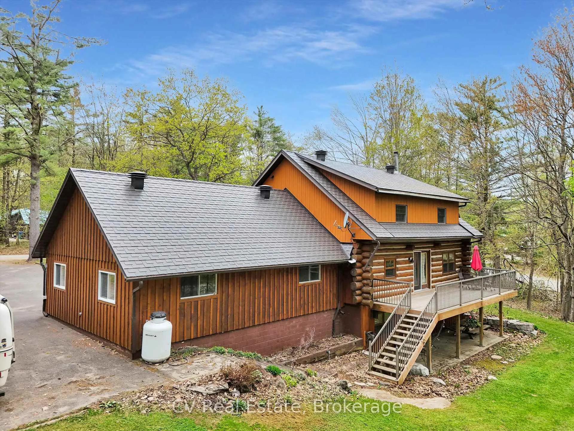 Photo 7 of 1040 Amelia Crescent, Gravenhurst, Morrison — HOMEH